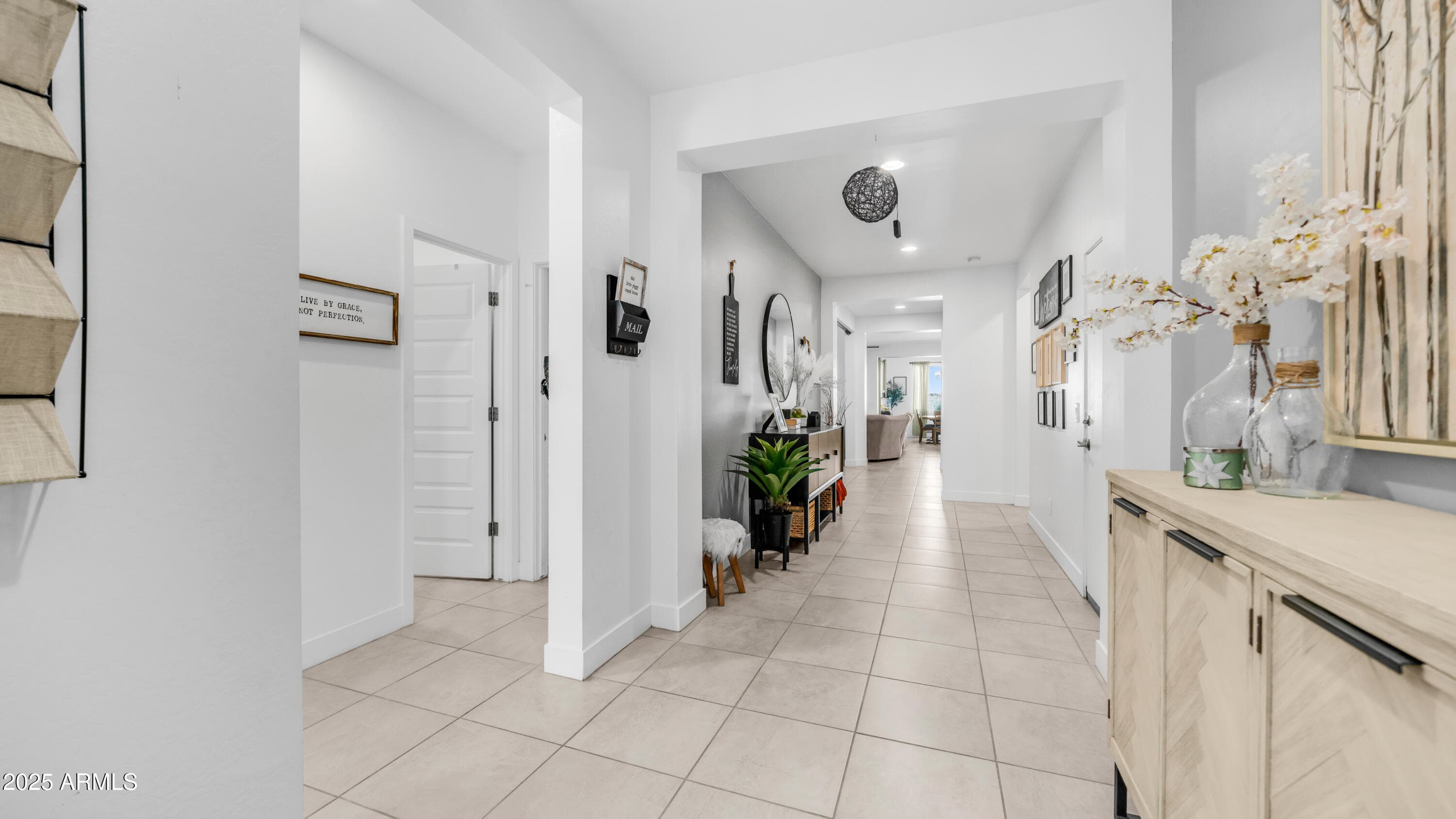 12838 W Tuckey Ln — photo 2