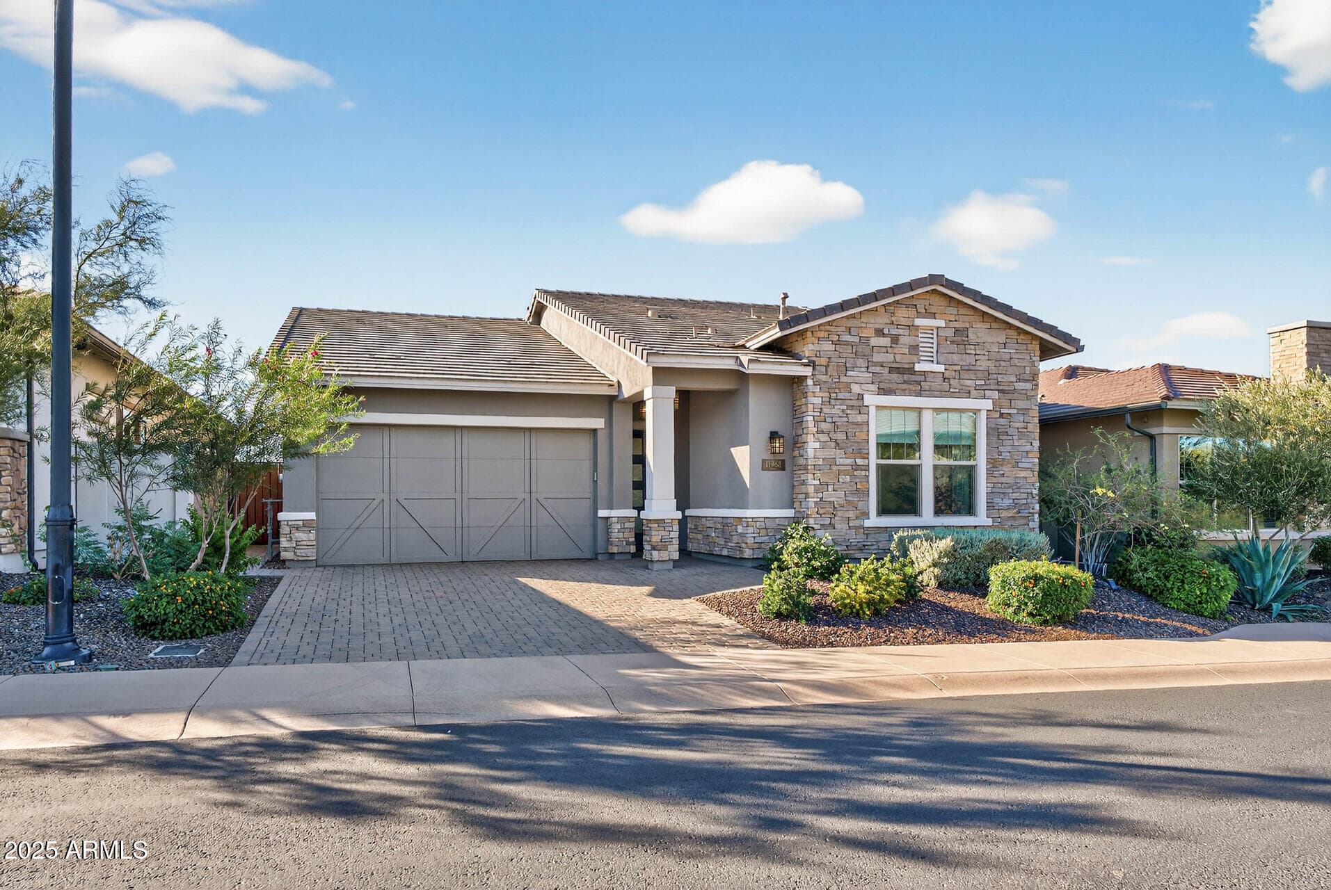 11961 W Creosote Dr — photo 2