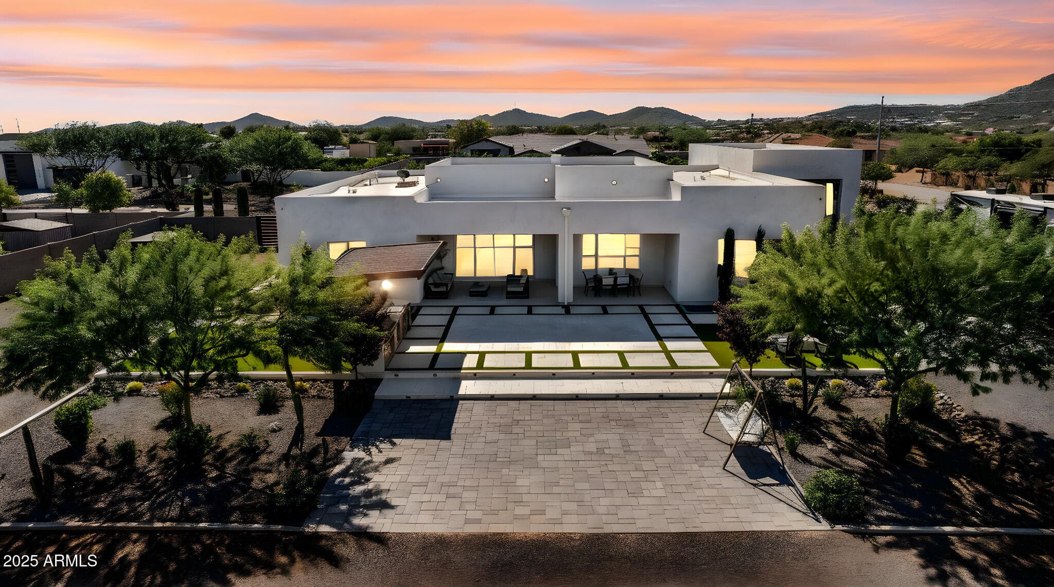 37239 N 11th Ave — photo 1