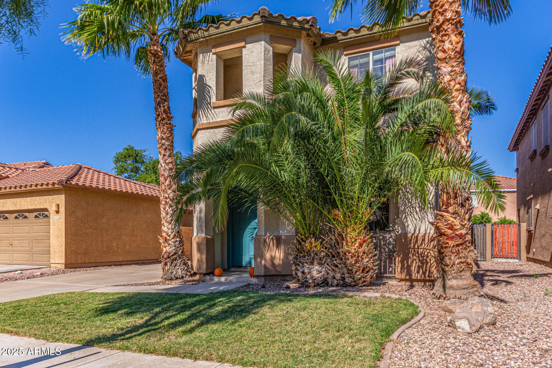 3802 E Chickadee Rd — photo 2