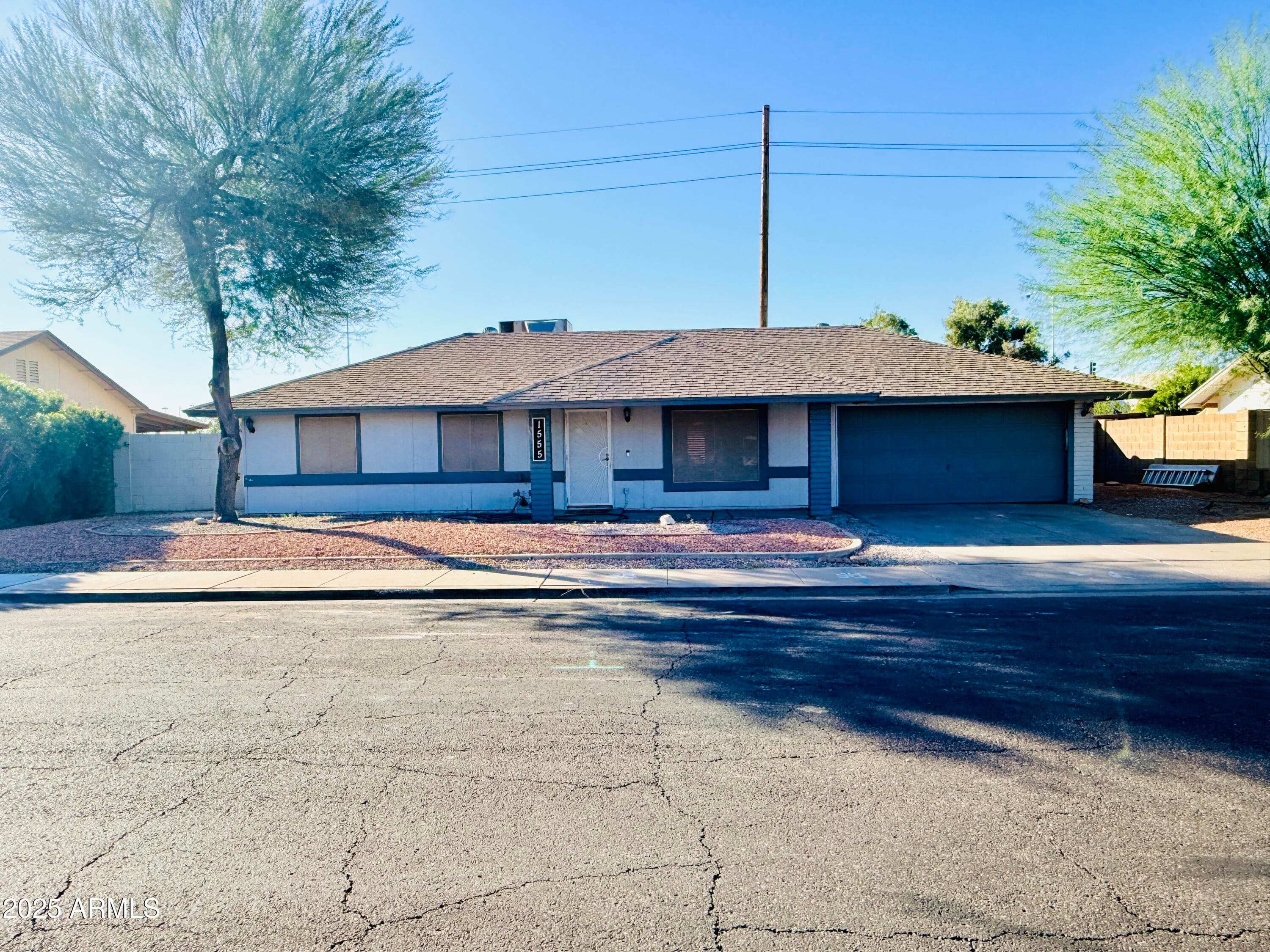 1555 W Naranja Ave — photo 2