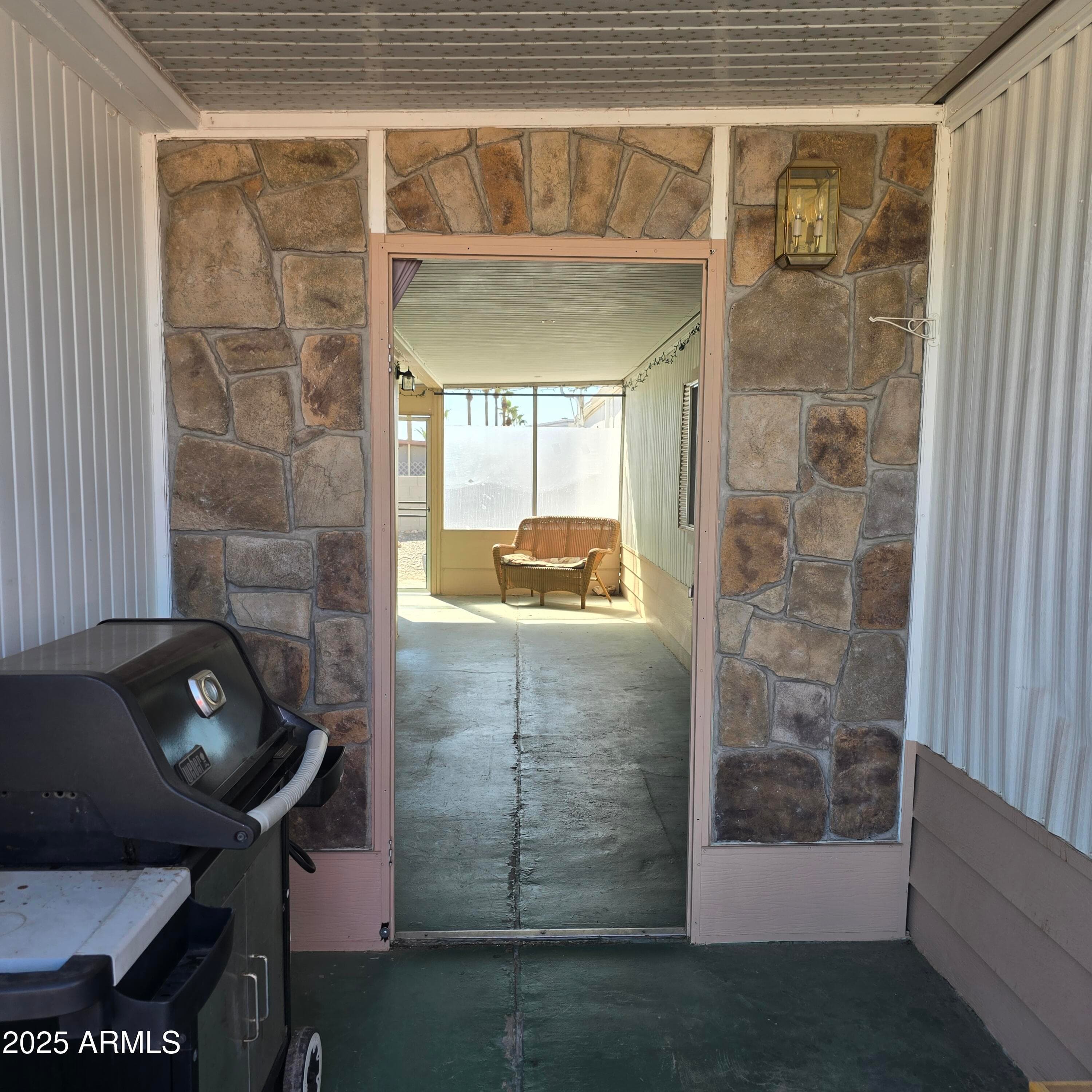 10201 N 99TH AVE - Photo 2