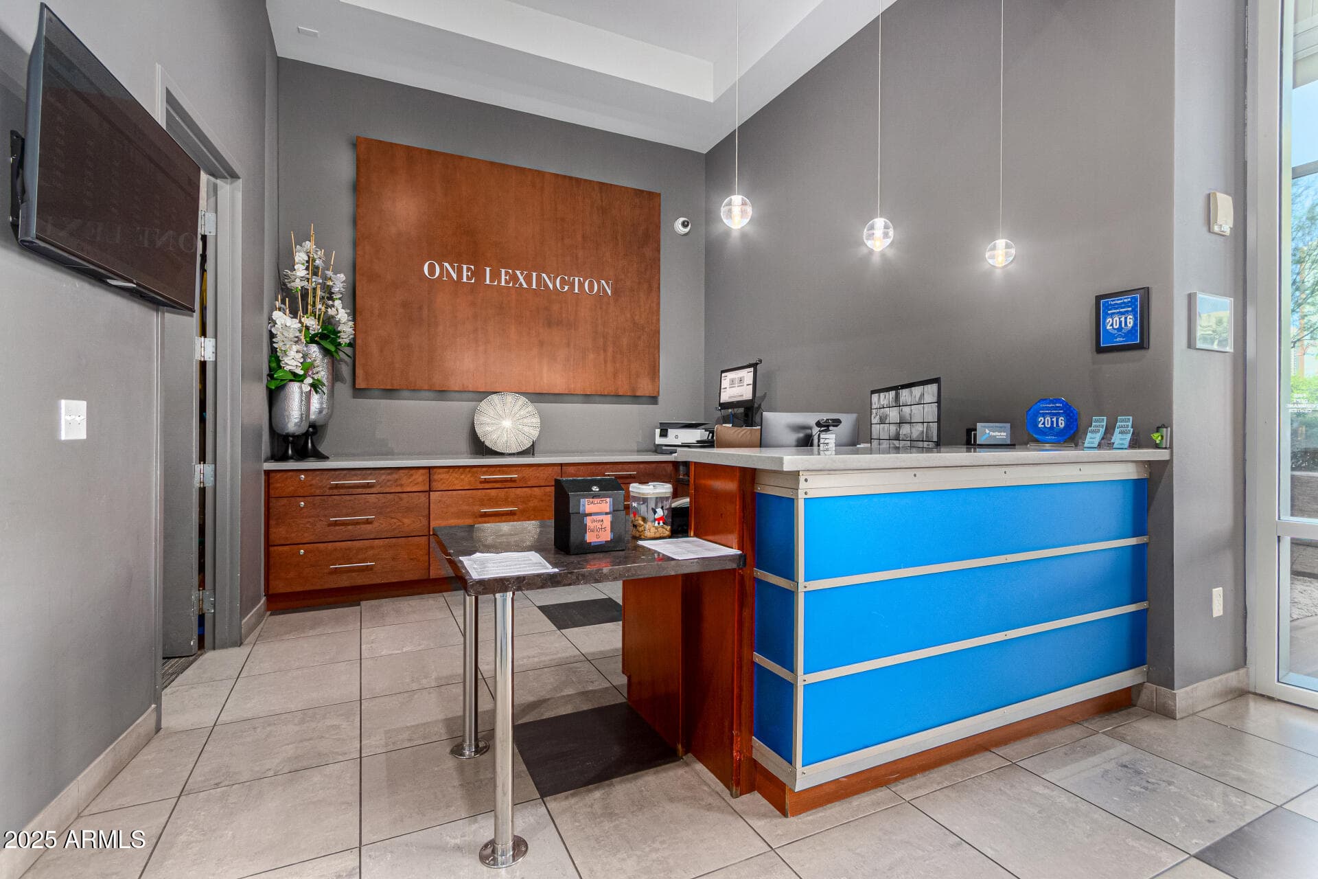 1 E LEXINGTON AVE - Photo 48