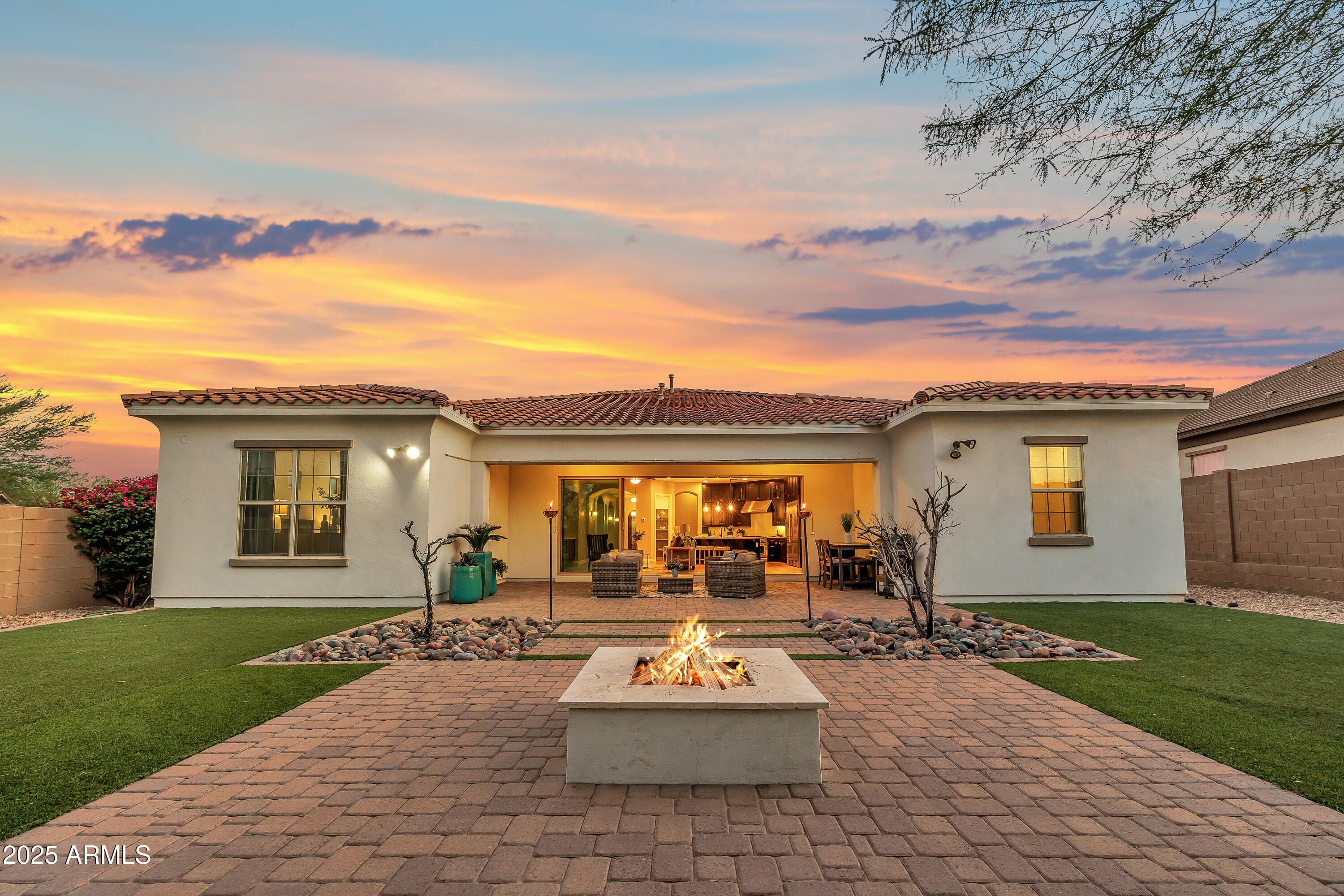 4254 E Valencia Dr — photo 1