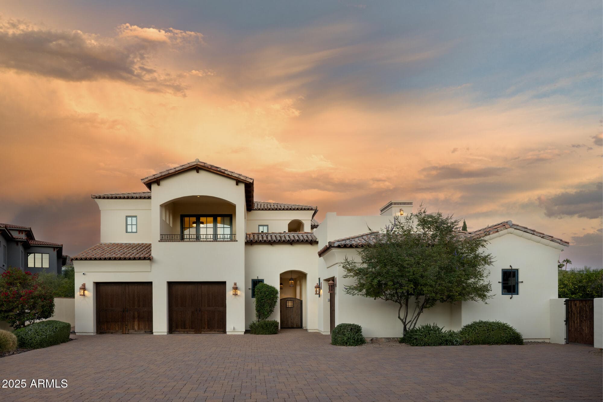 6725 N 39th Way — photo 2