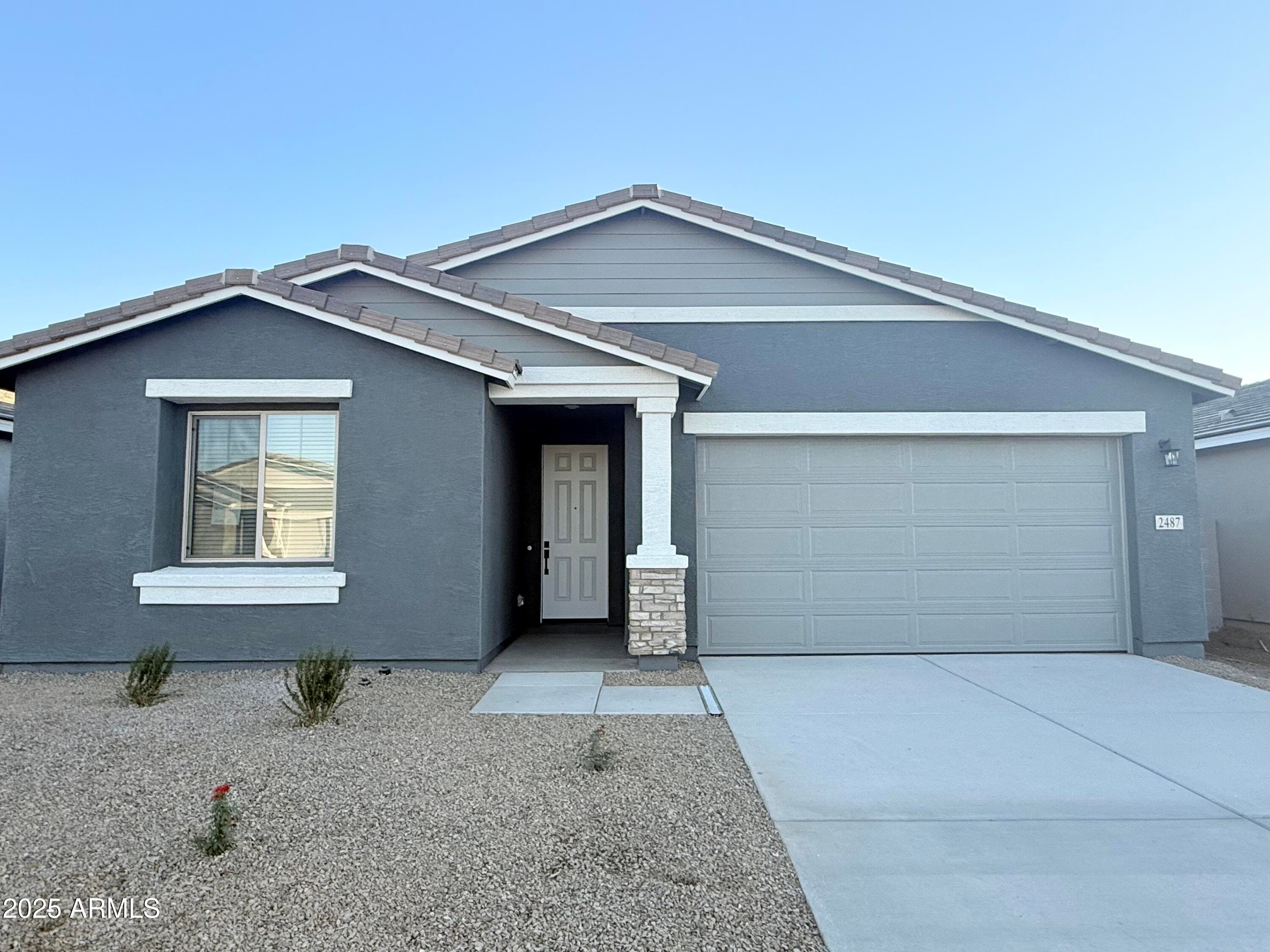 2487 E Rolling Prairie Ln — photo 1