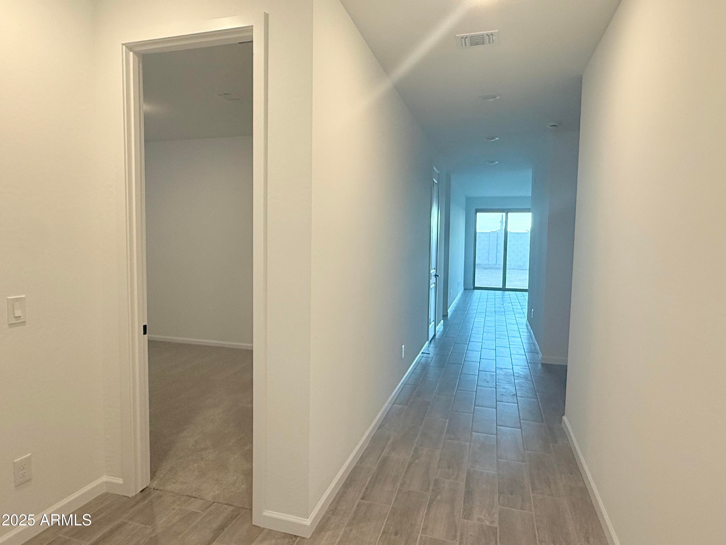 2487 E Rolling Prairie Ln — photo 2