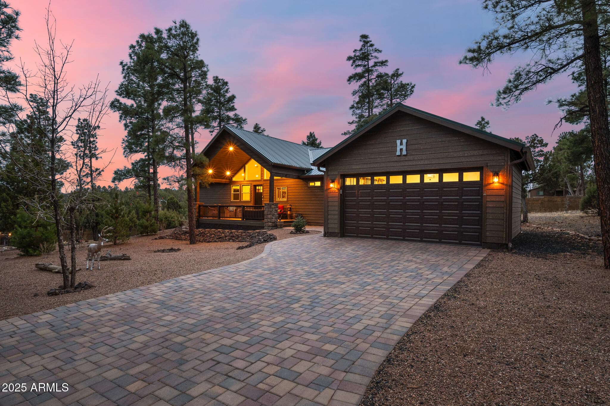120 N Retreat Dr — photo 1