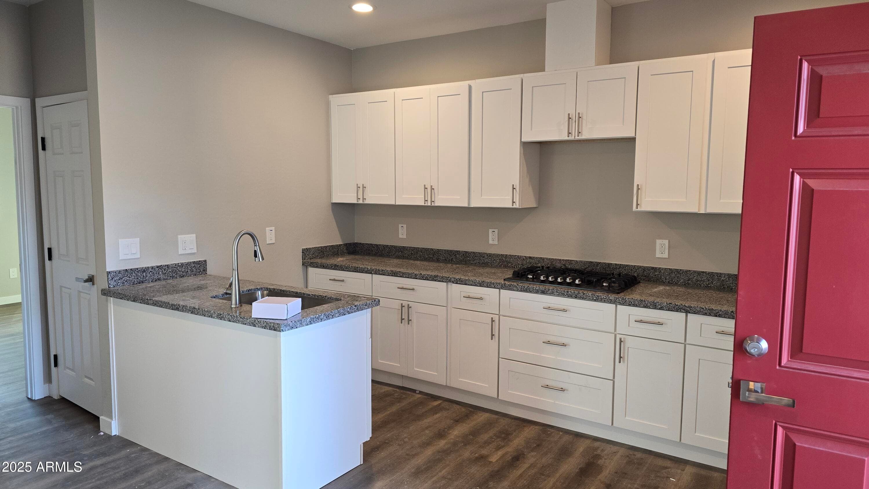 732 E CAROL AVE - Photo 3