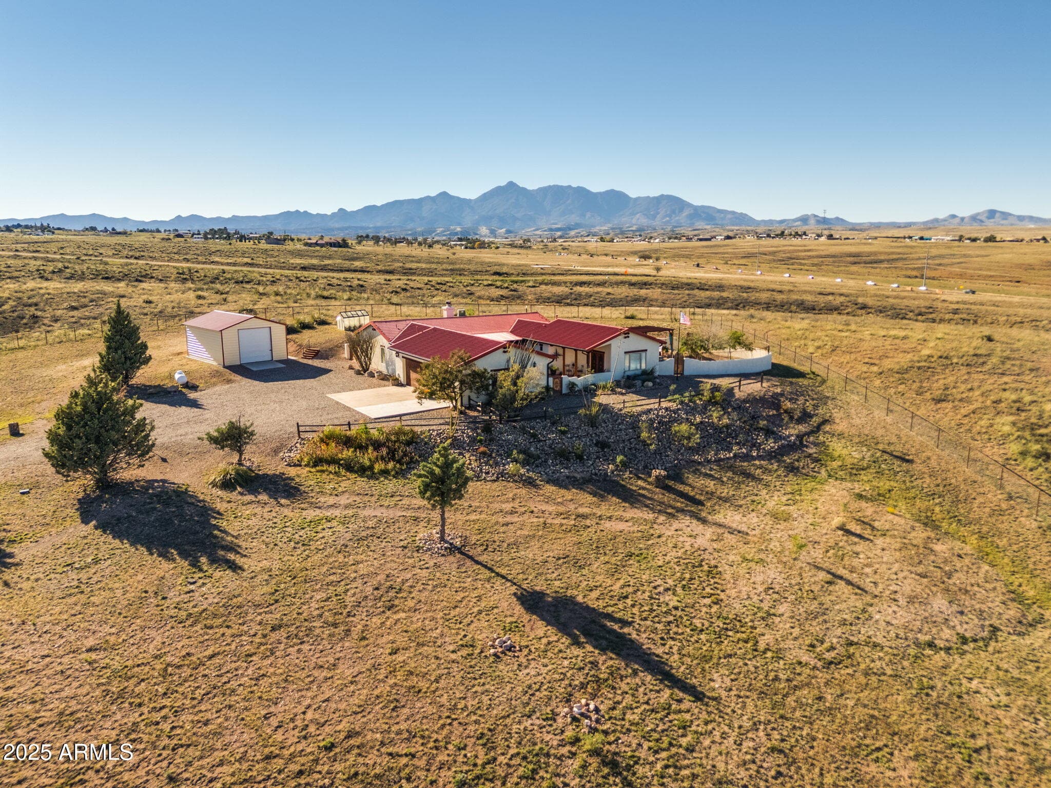4 MUSTANG TRAIL - See more photos