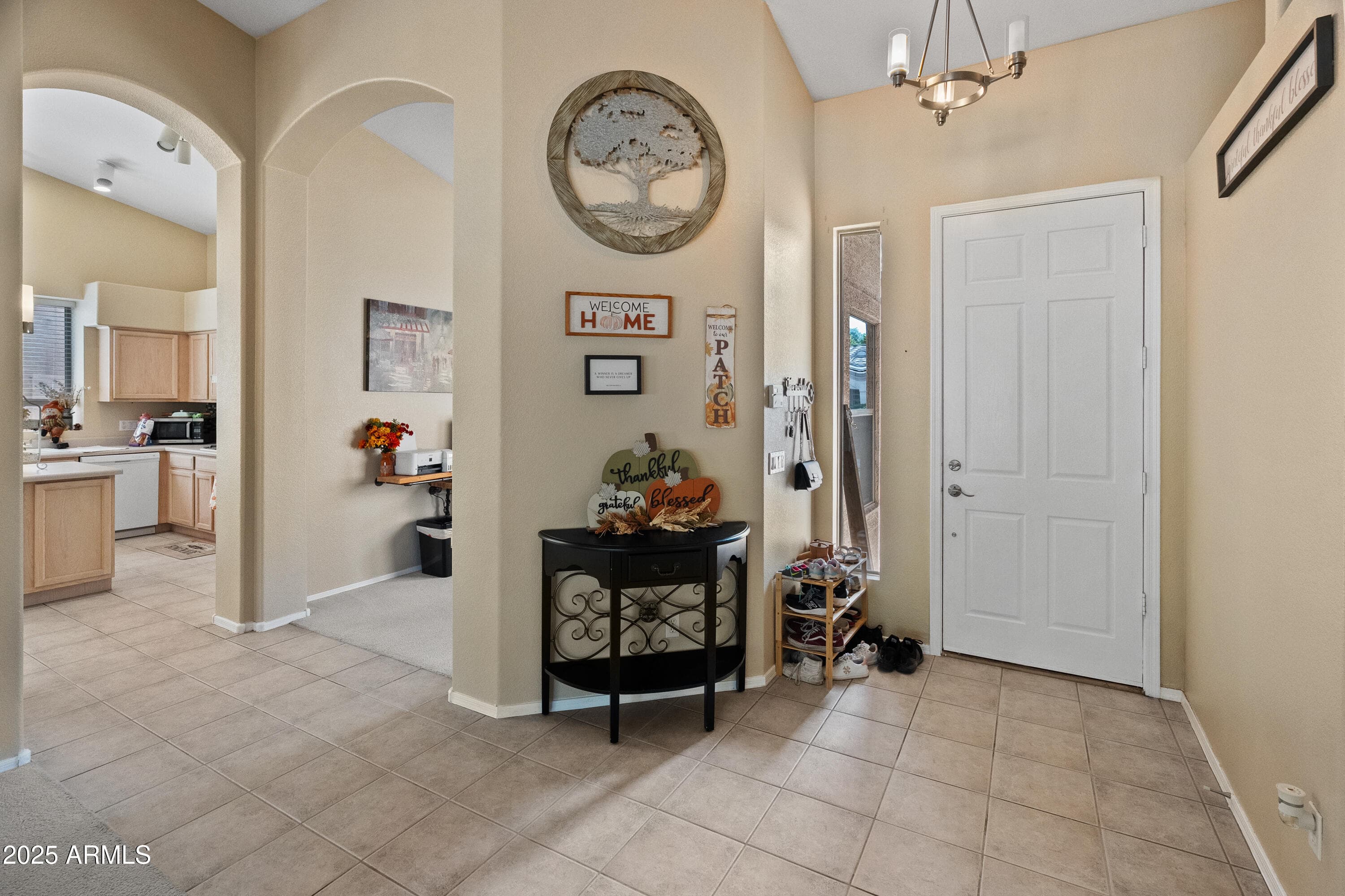 5434 W Saint John Rd — photo 2