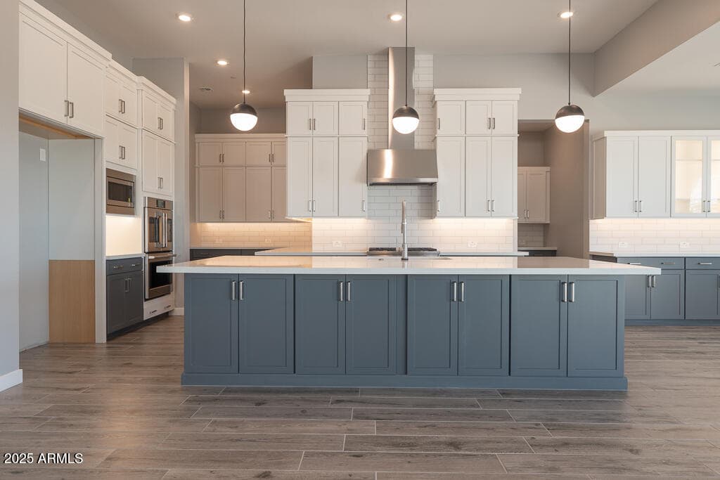 10114 S 38th Ln — photo 2