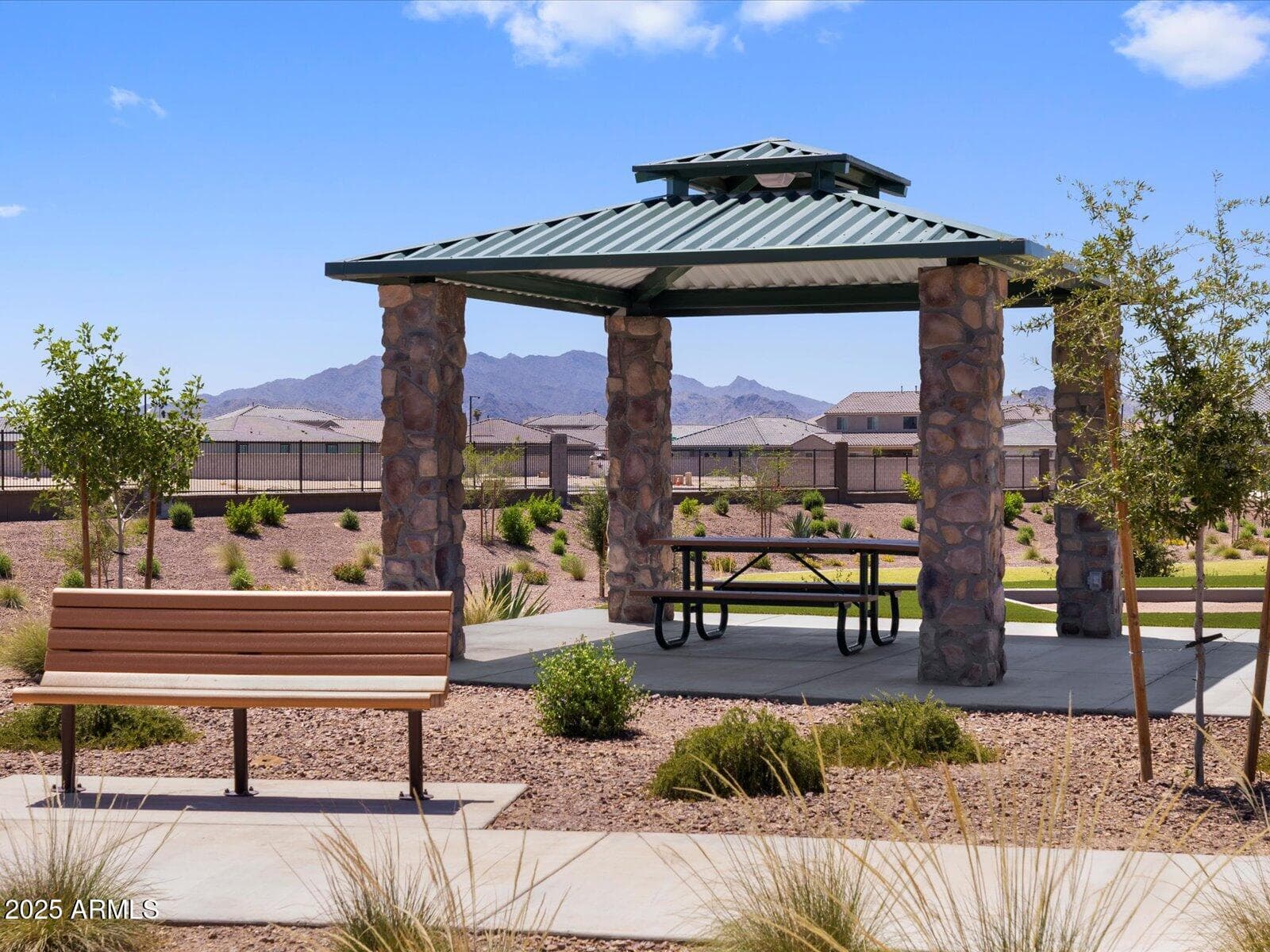 17728 W ODEUM LN - Photo 5