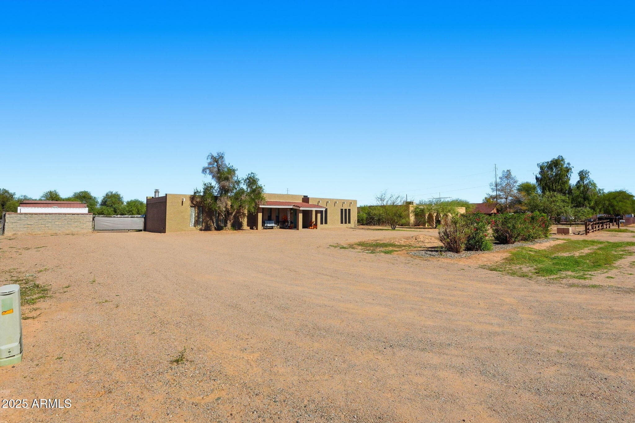 228 W CALLE TUBERIA -- - Photo 5