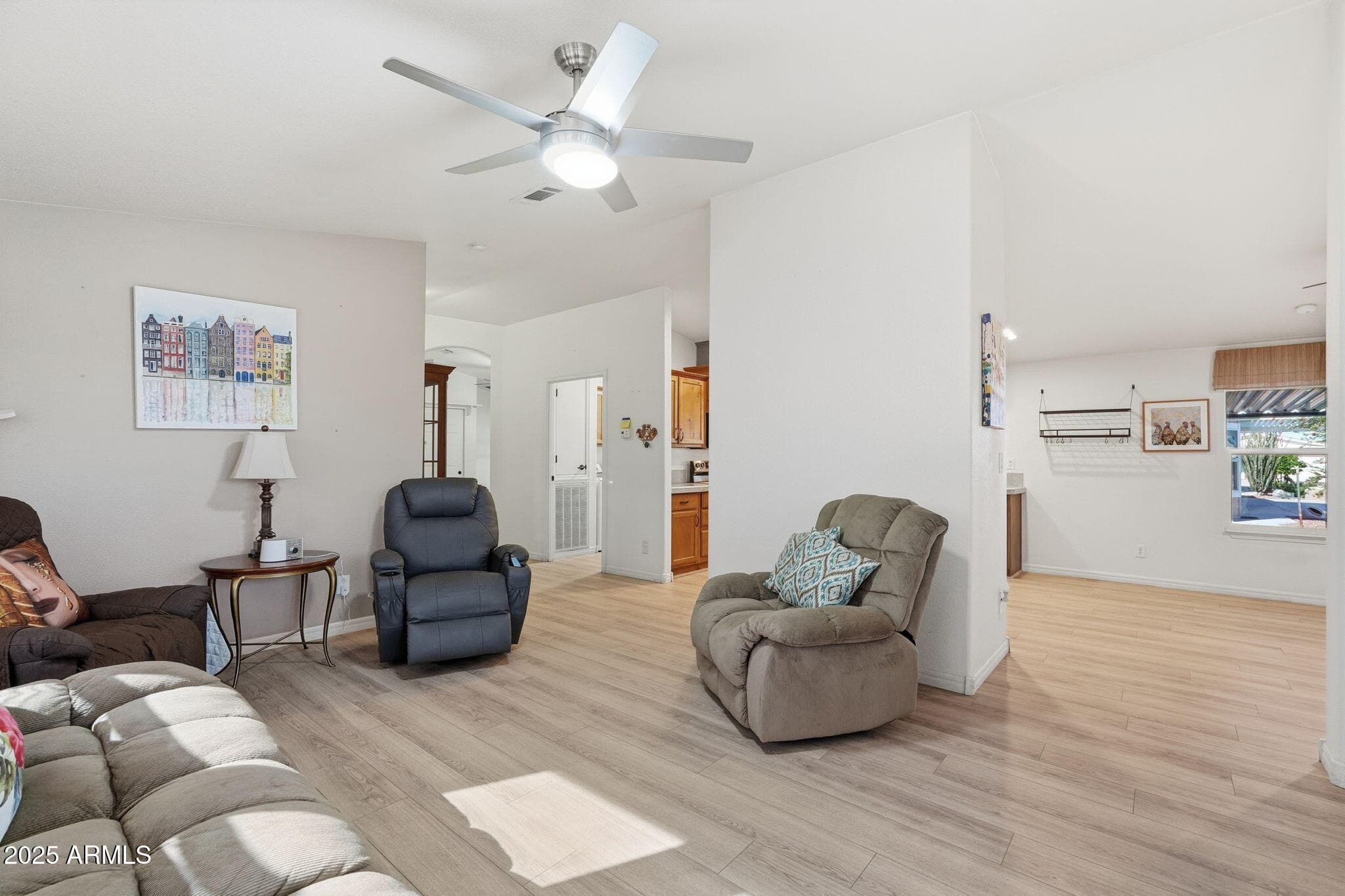 2263 N TREKELL RD - Photo 5