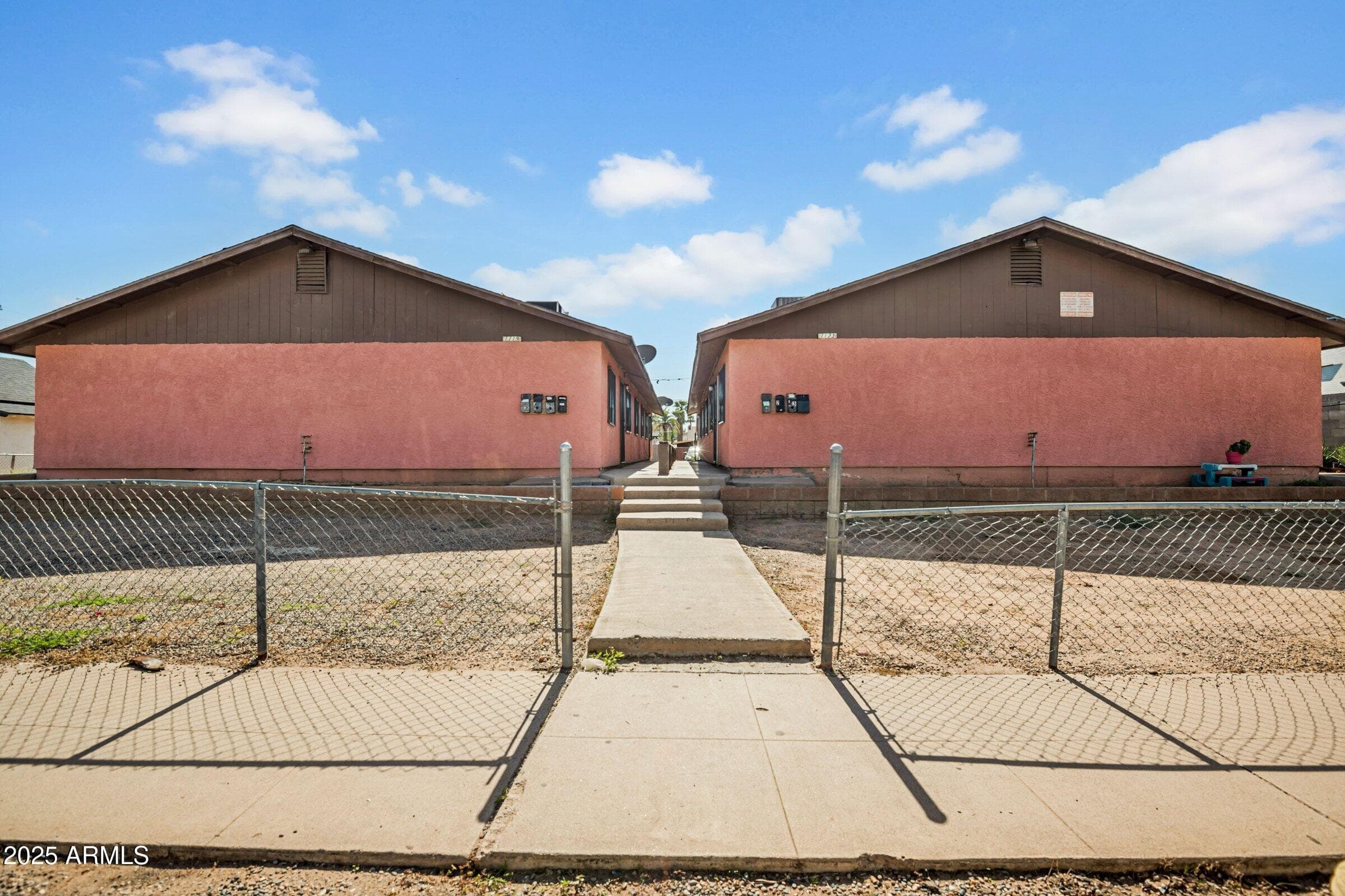1119 W Fillmore St — photo 1