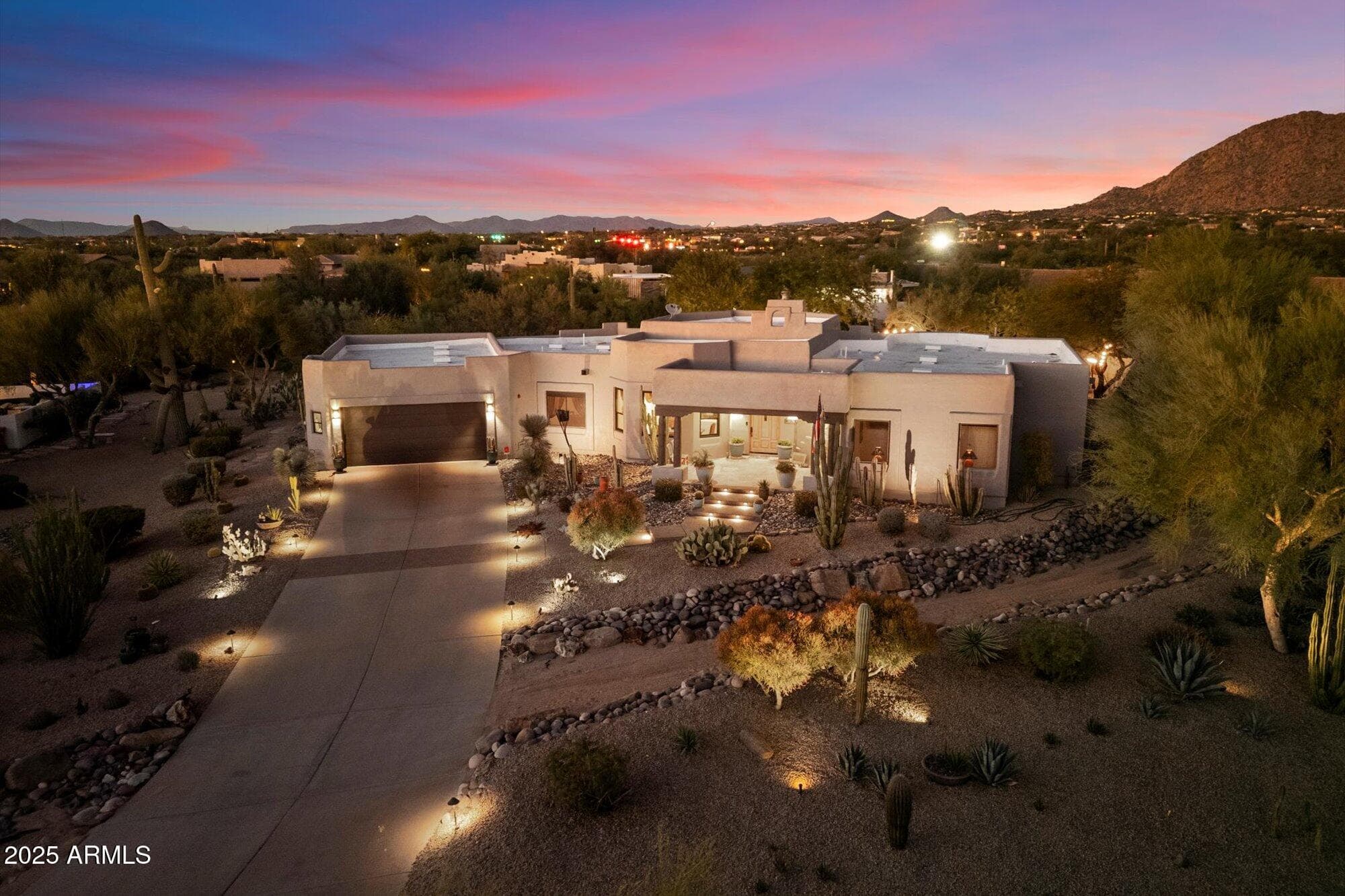 8626 E Santa Catalina Dr — photo 1