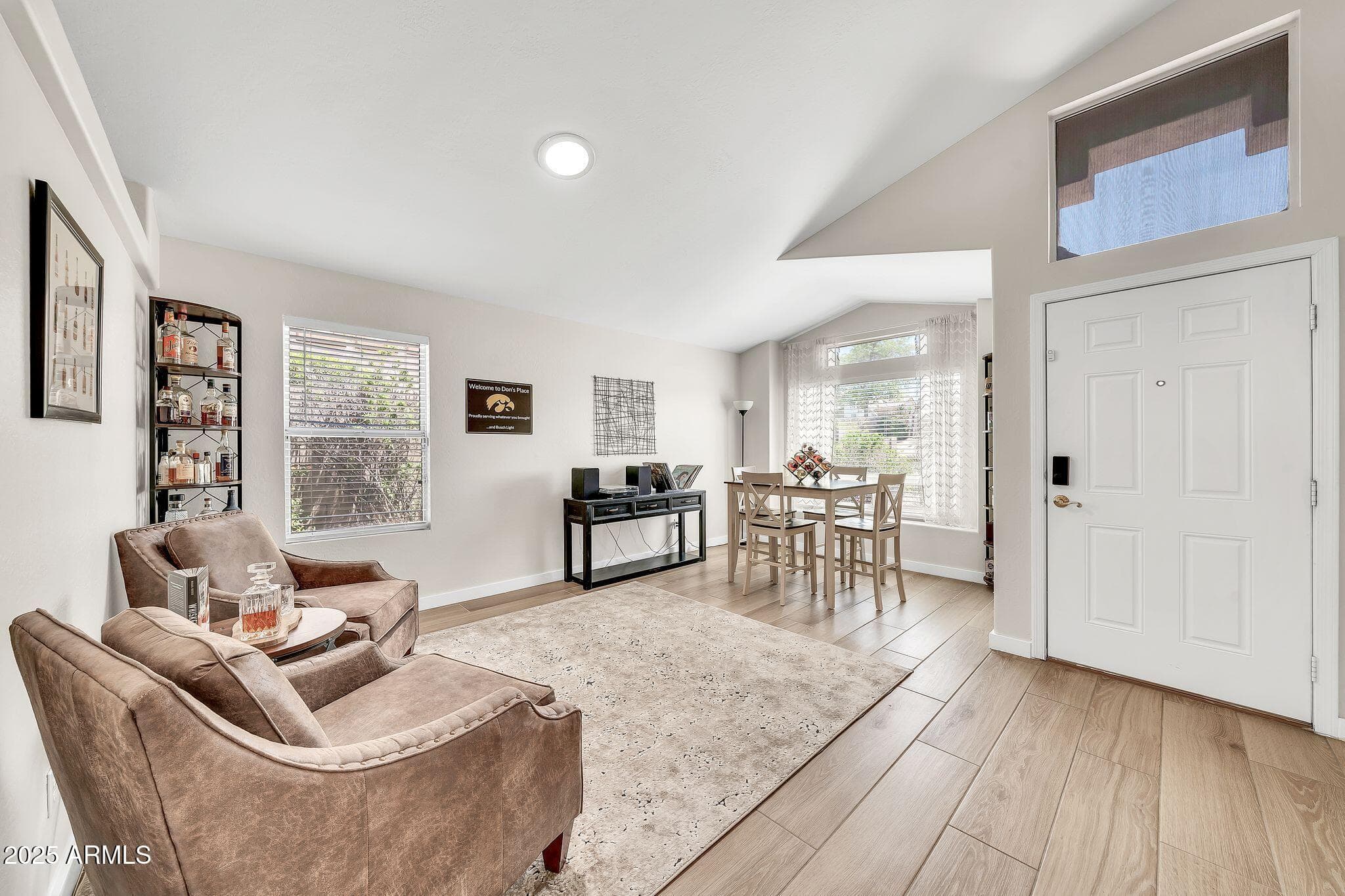 18644 N 21st St — photo 2