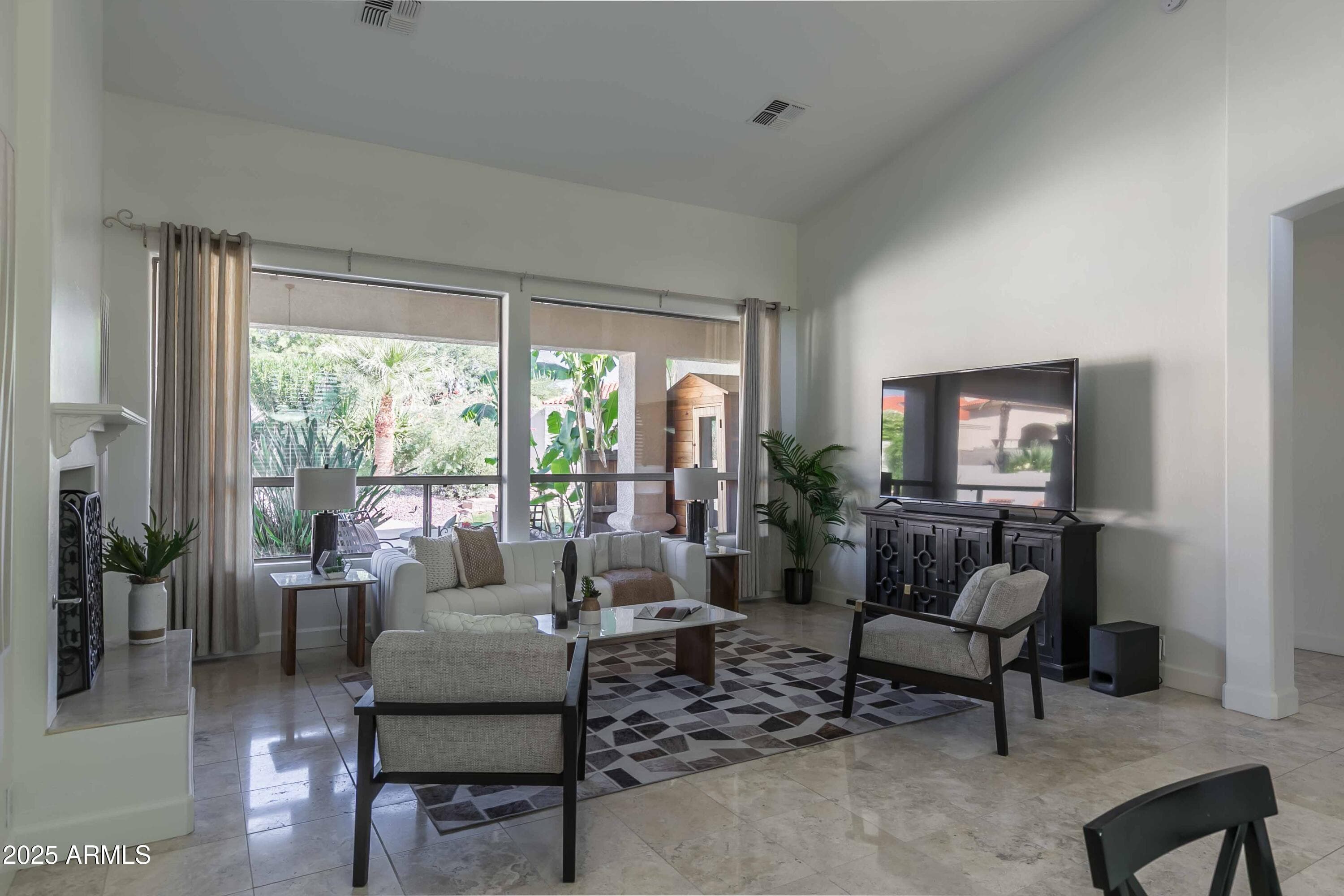 10931 E Bella Vista Dr — photo 2