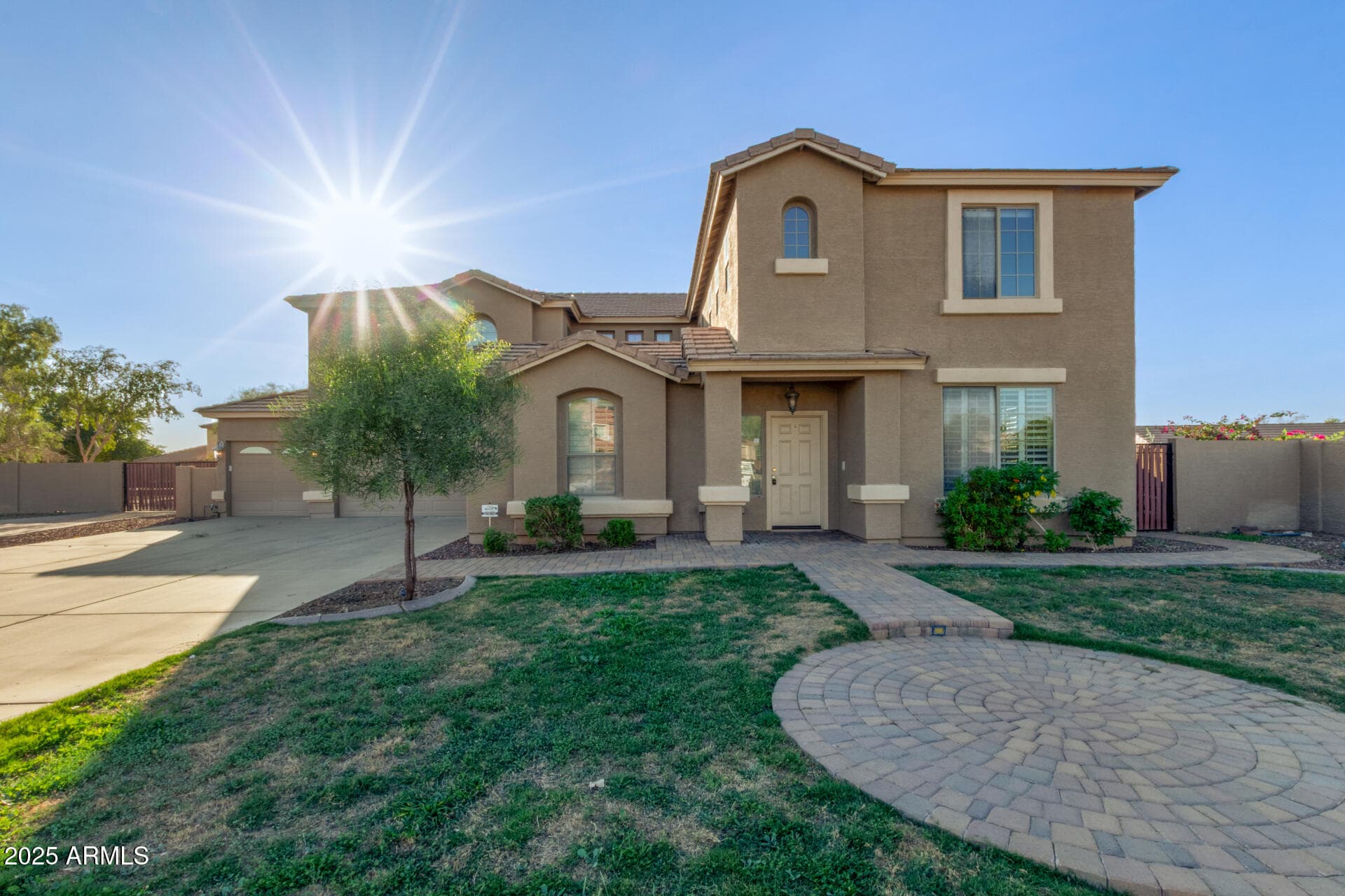 5508 N 83rd Dr — photo 1