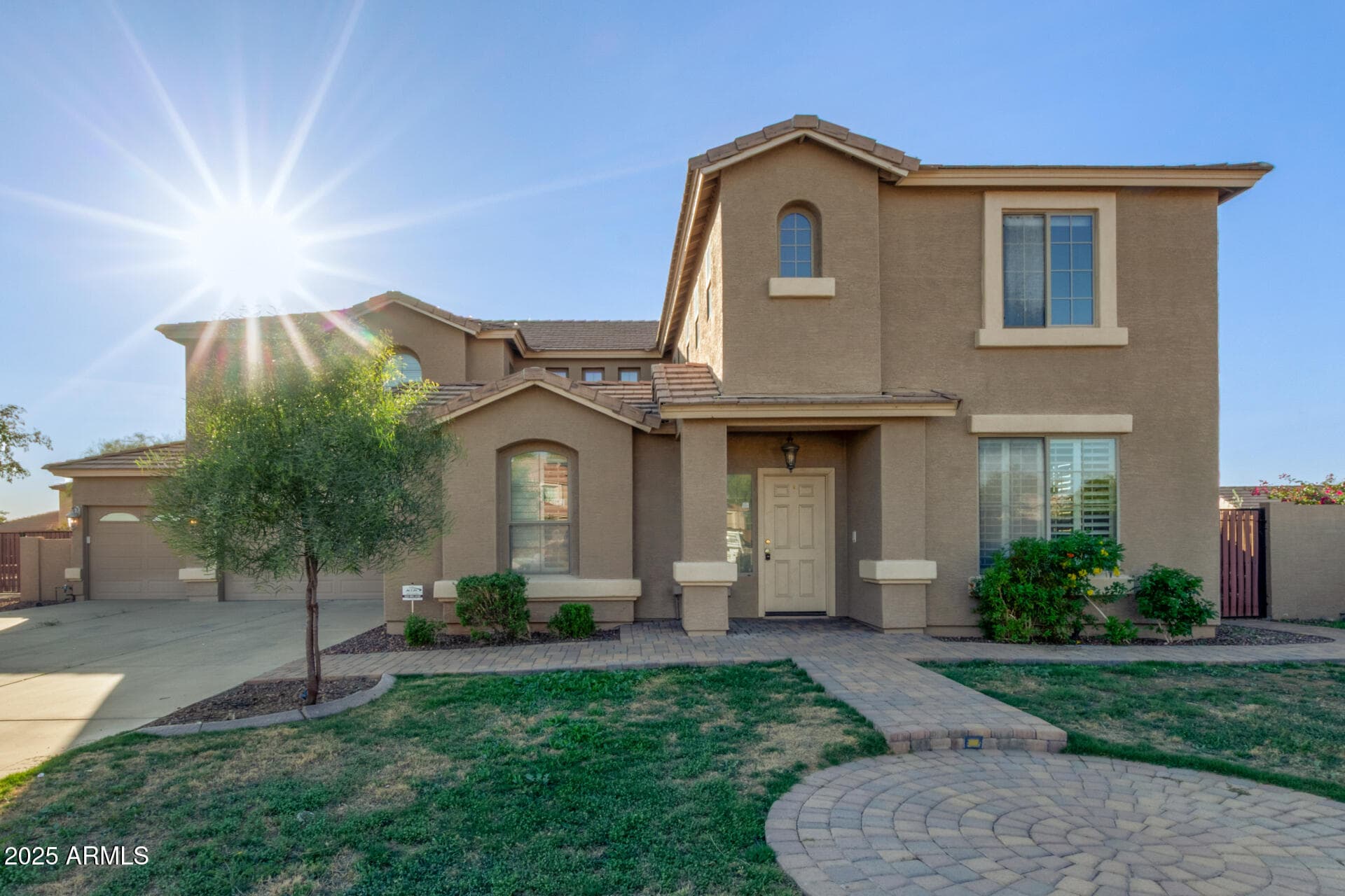 5508 N 83rd Dr — photo 2