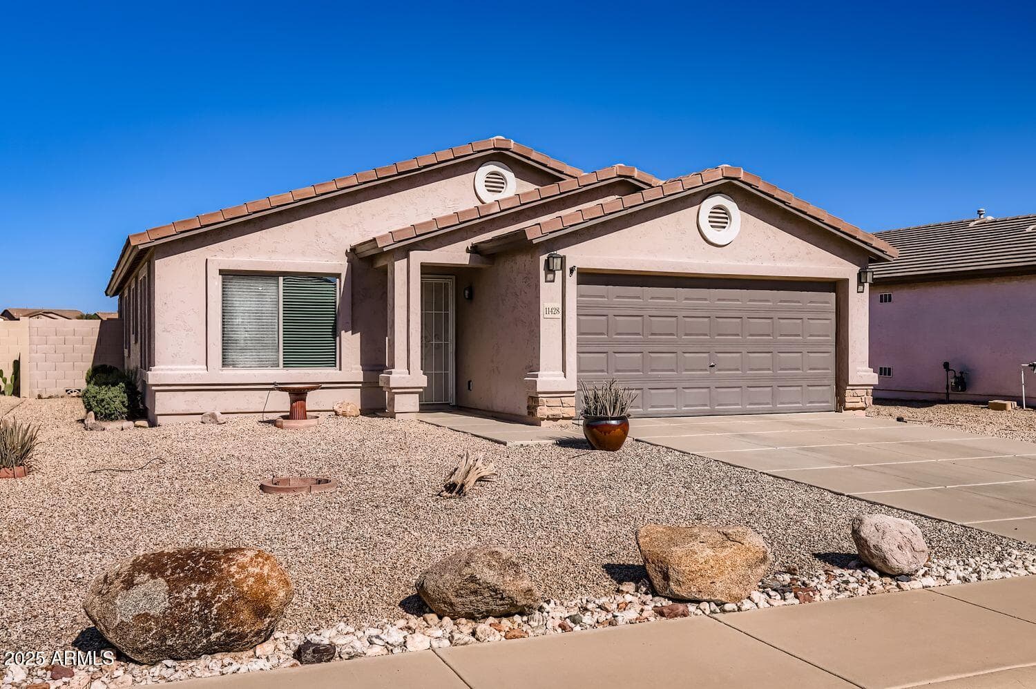 11428 E Primrose Ln — photo 1