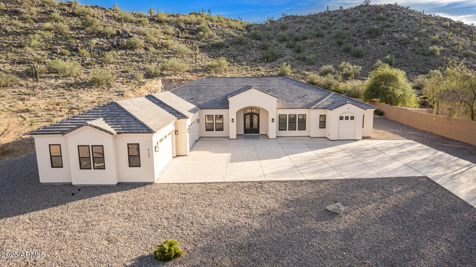 9357 W Canyon Verde Dr — photo 1