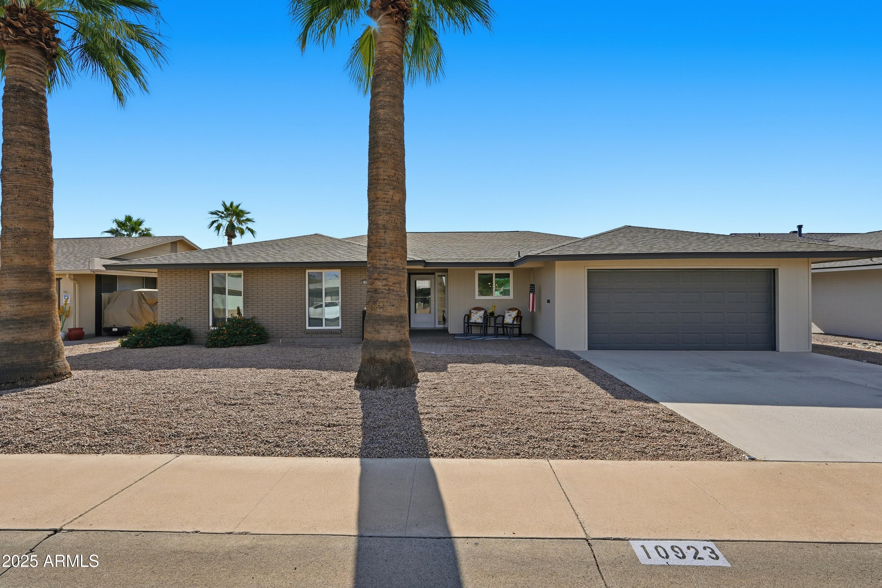10923 W Meade Dr — photo 1