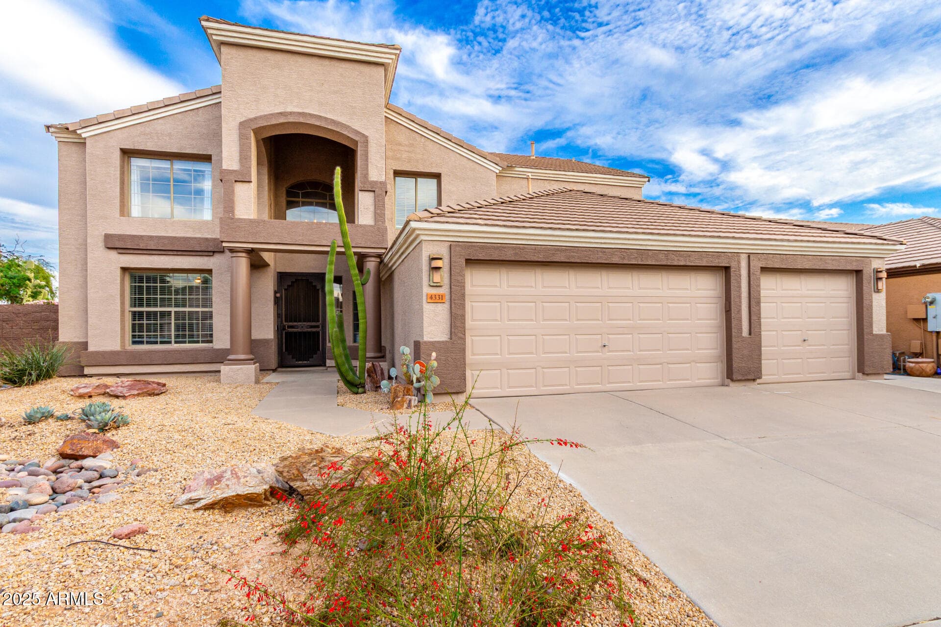 4331 E Prickly Pear Trail — photo 2