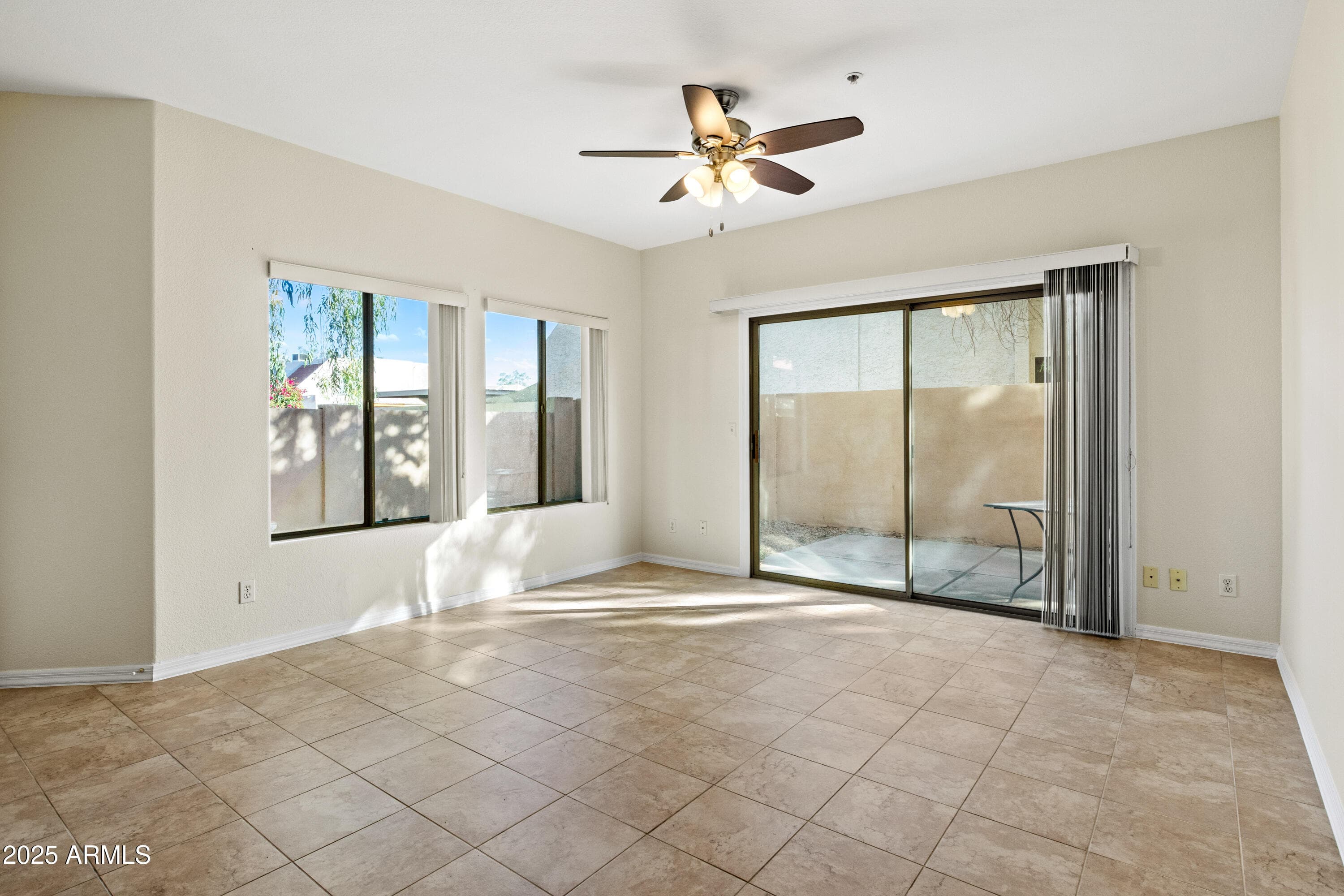 1406 W EMERALD AVE - Photo 4