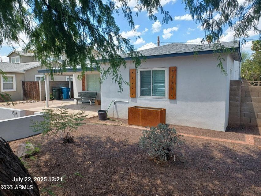 1312 W Roma Ave — photo 2