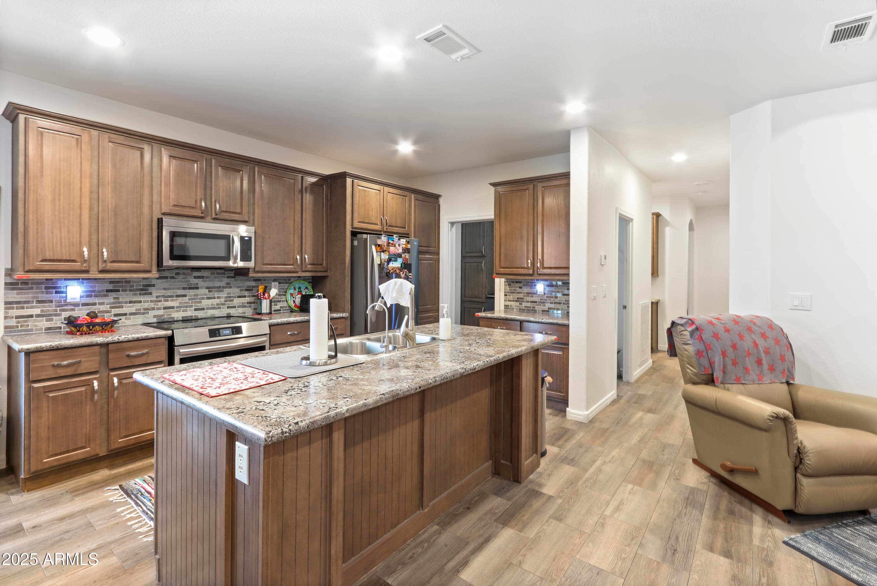 312 E O'NEIL 13 DR - Photo 1