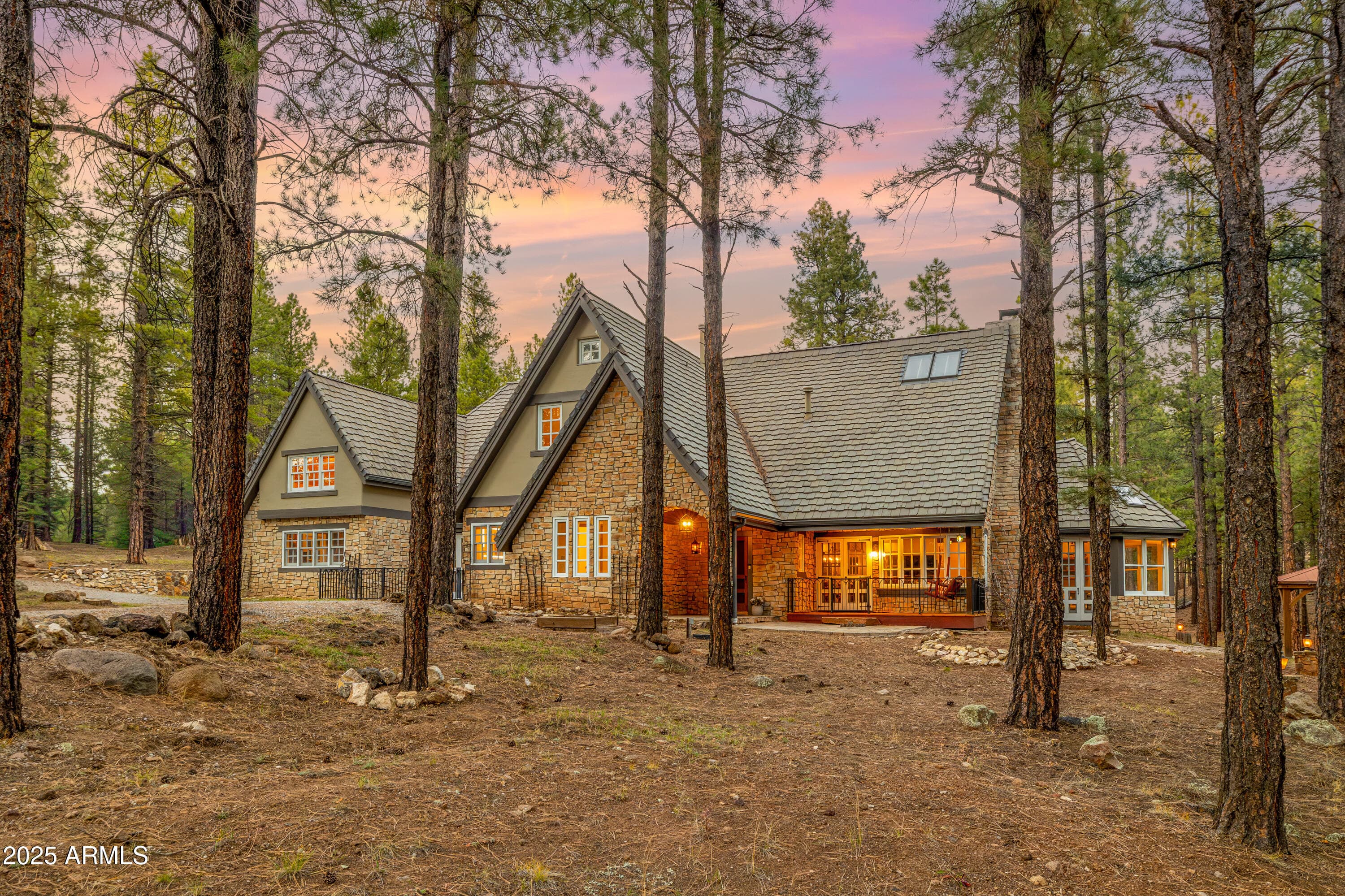 2750 W Forest Hills Dr — photo 2