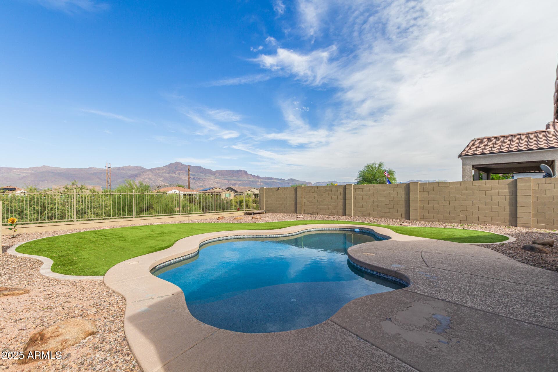 11776 E Red Butte -- — photo 1