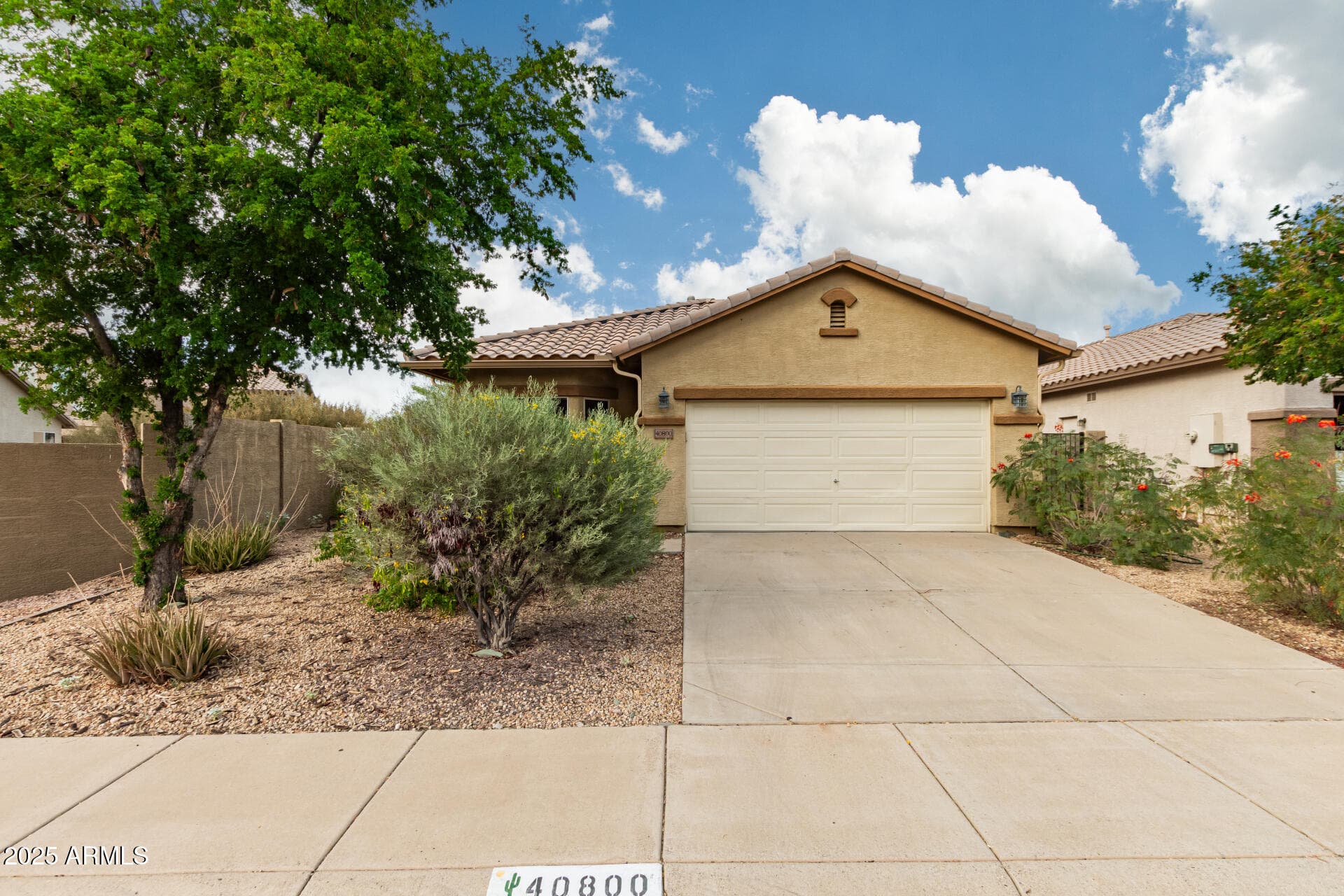 40800 N Apollo Way — photo 1