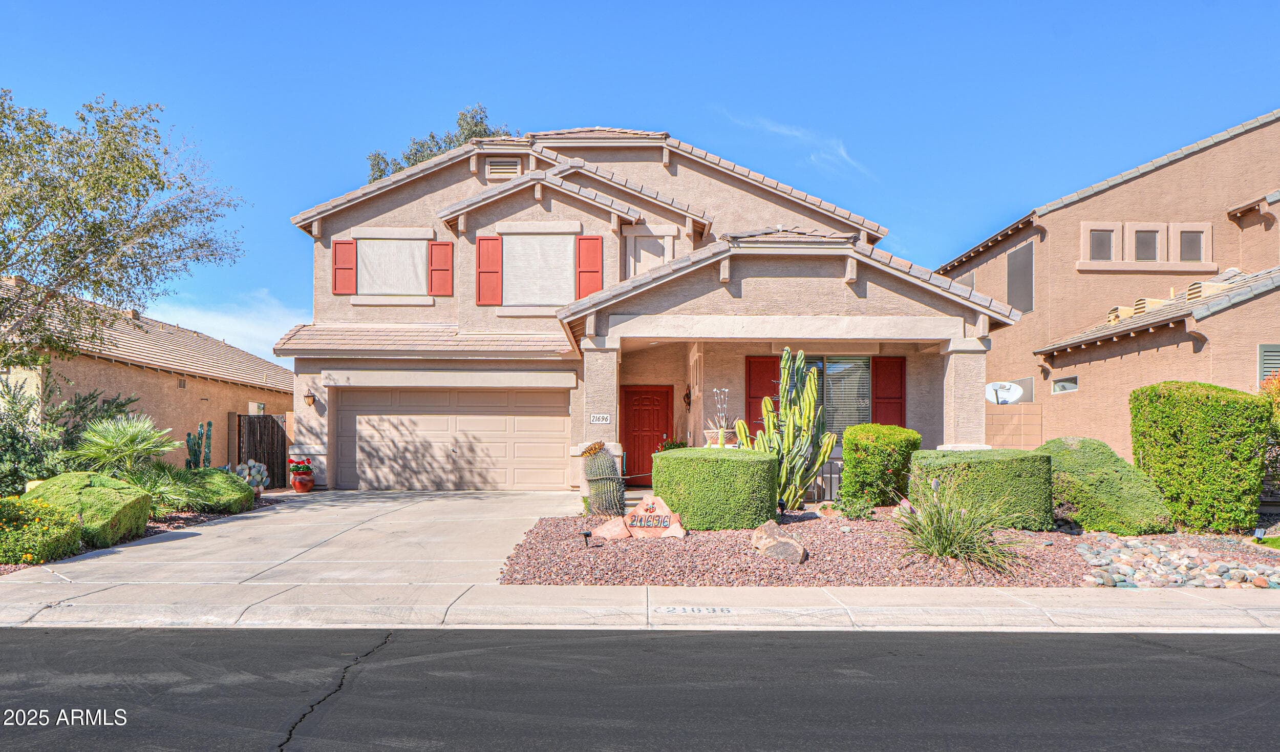 21696 N Dietz Dr — photo 1