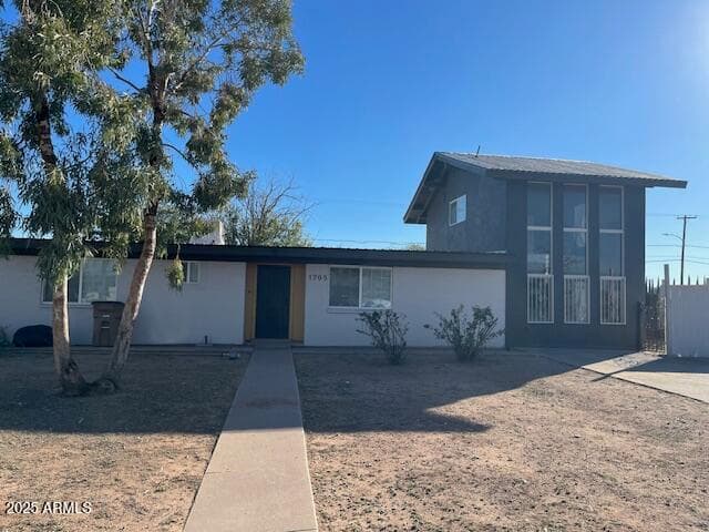 1705 E 6th St — photo 1