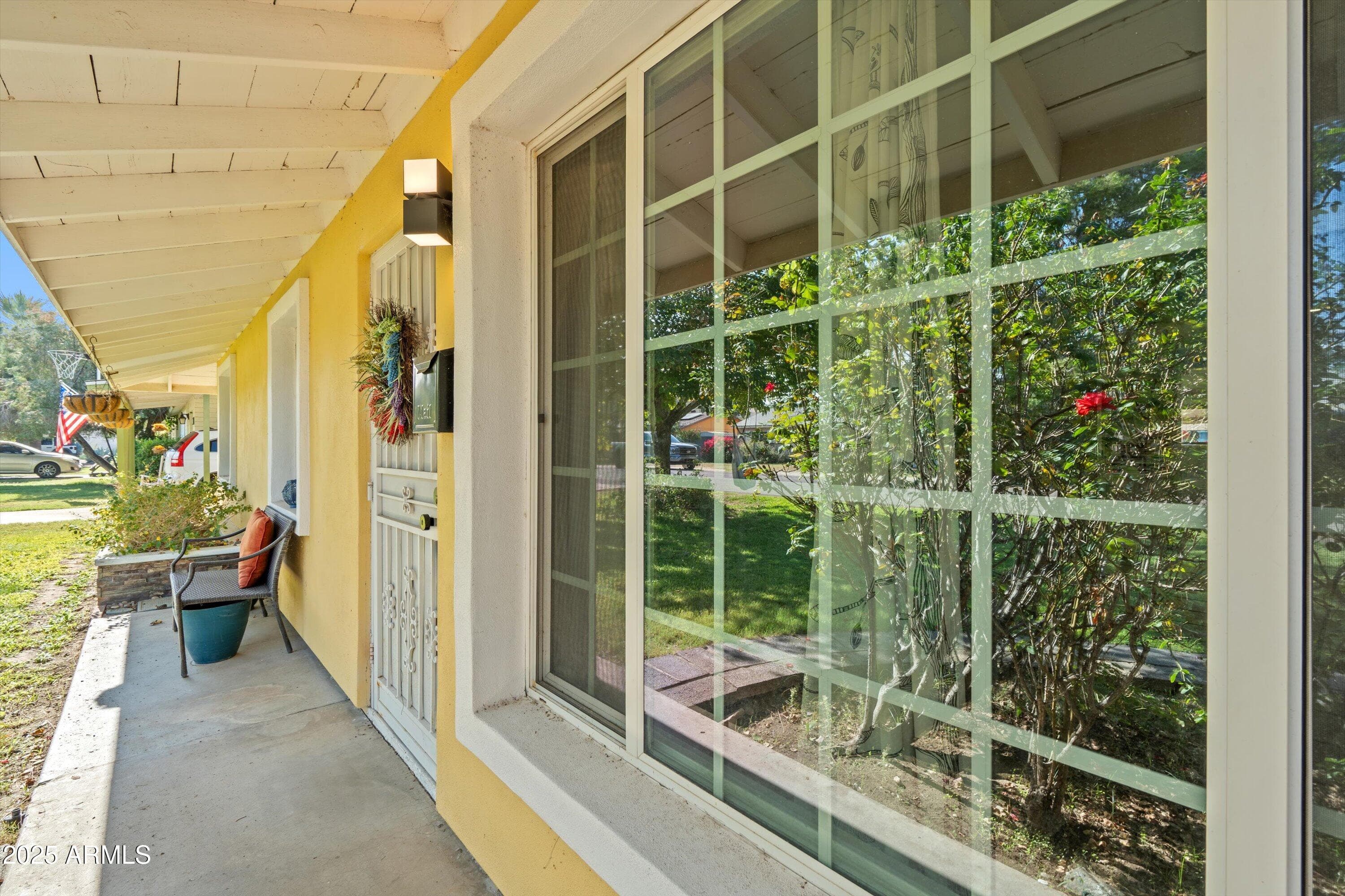 8216 N 9th St — photo 2