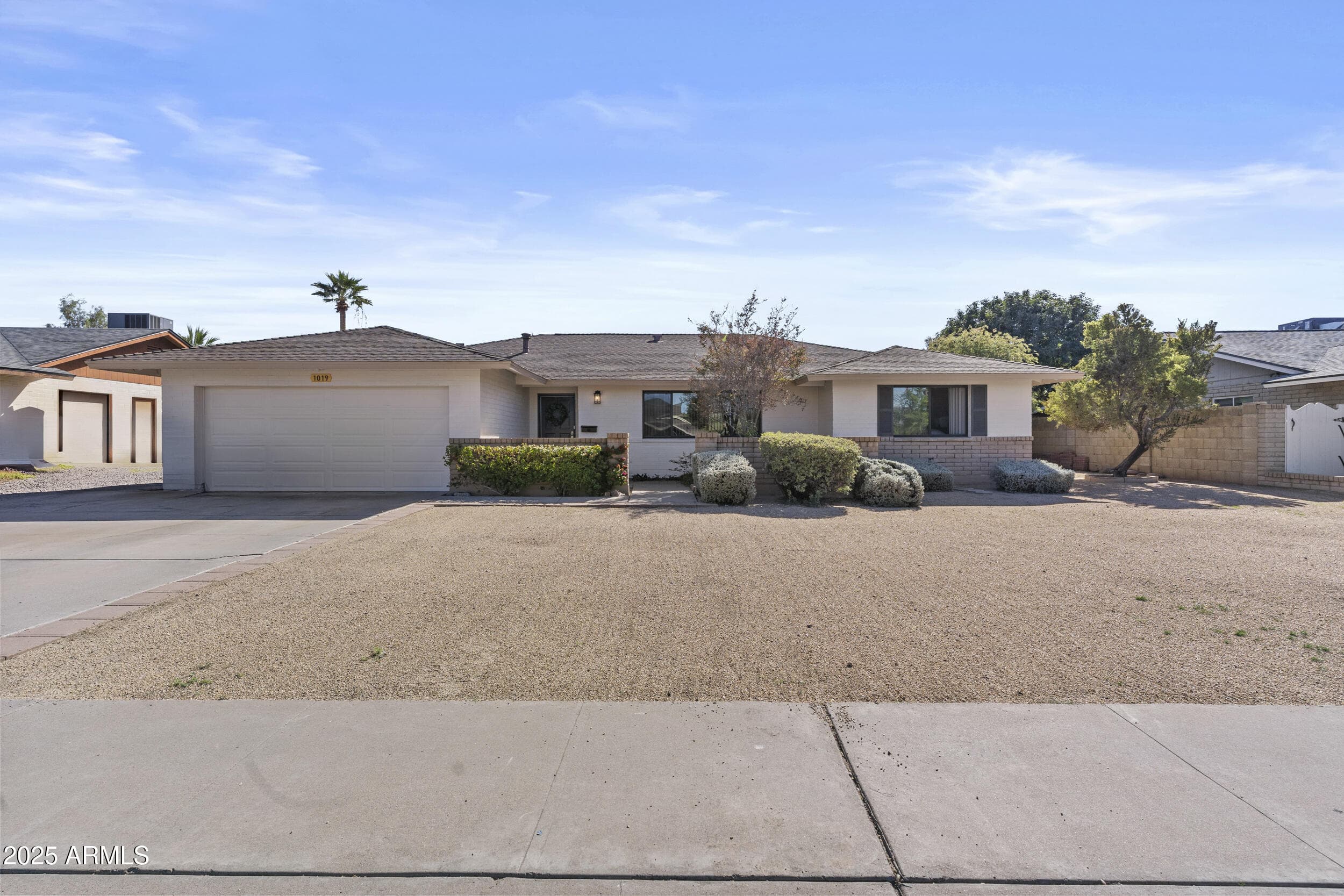 1019 E Watson Dr — photo 1