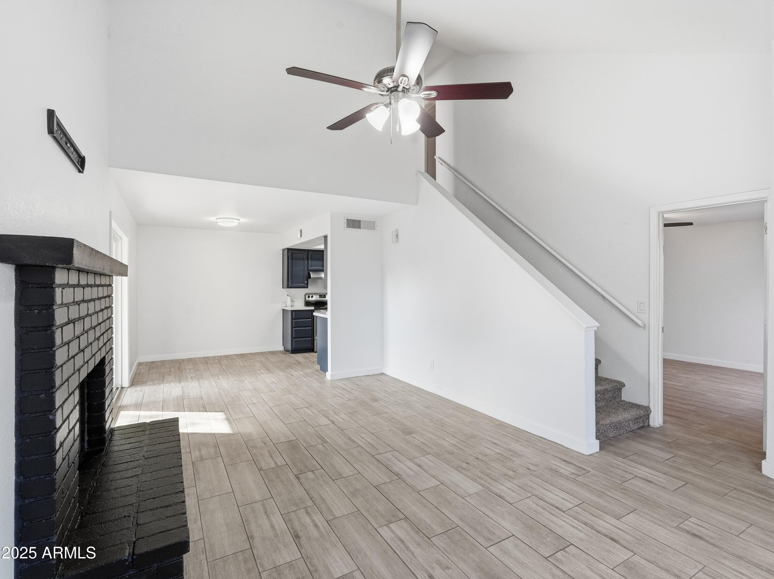 222 W Brown Rd 66 — photo 2