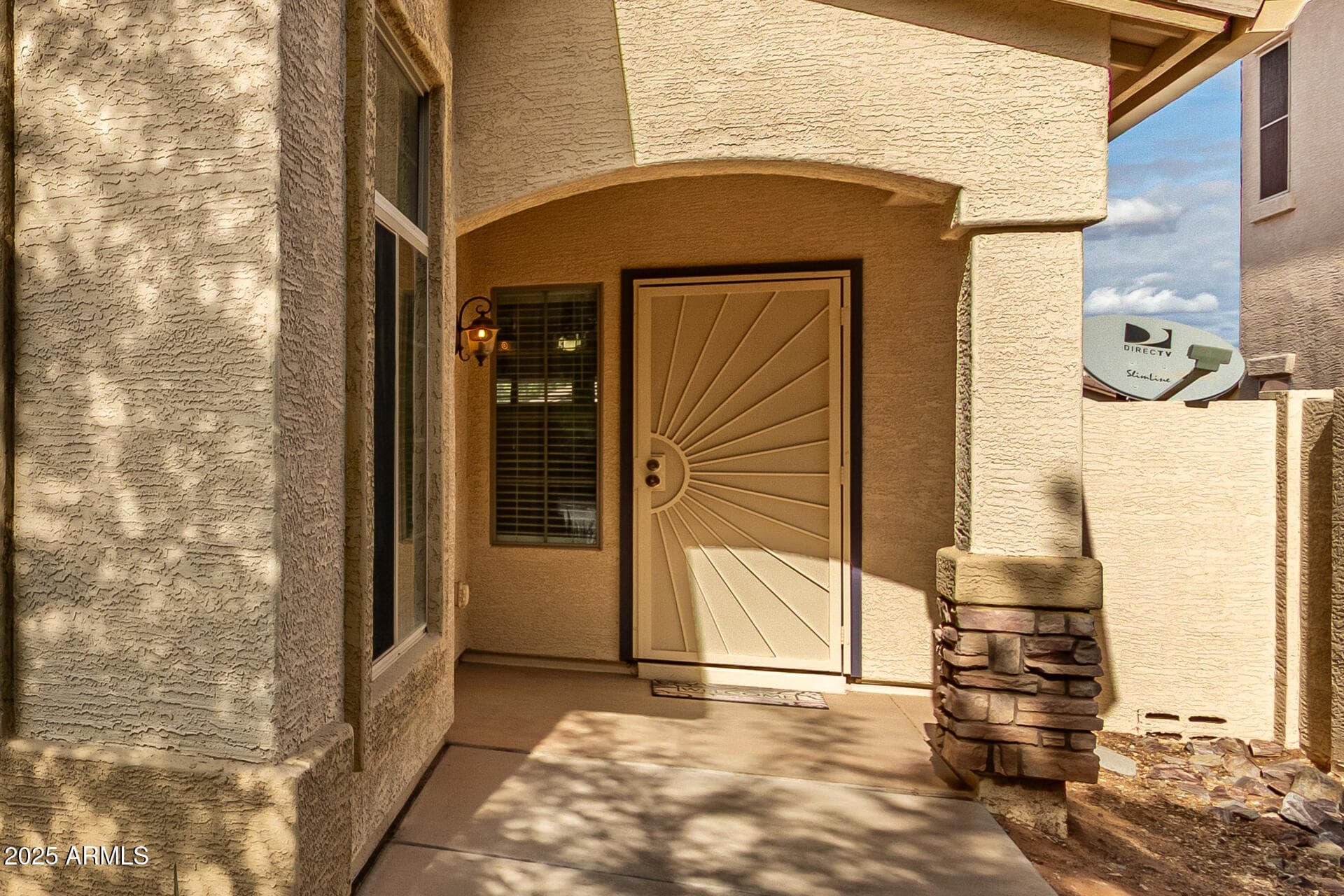 688 W Green Tree Dr — photo 39