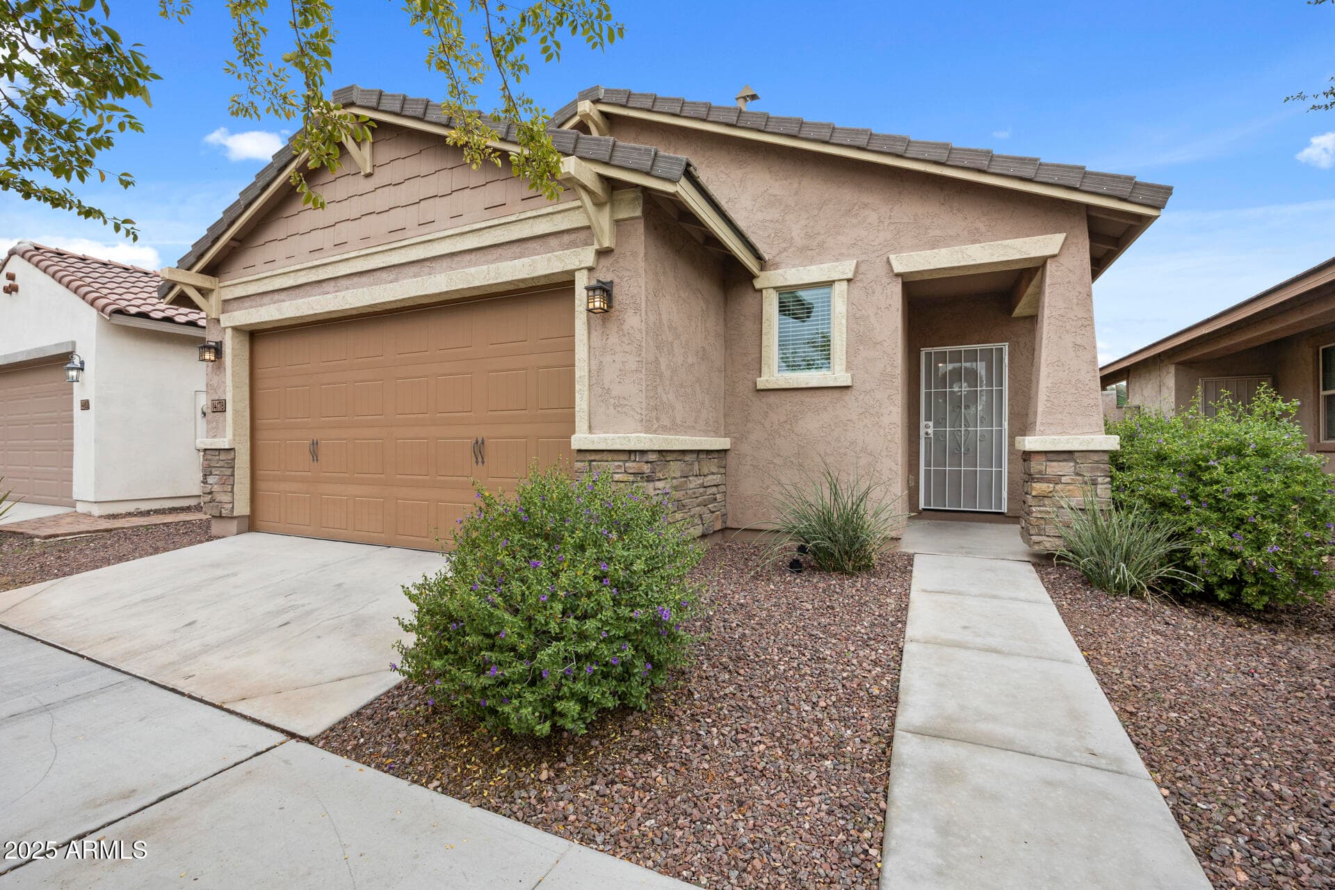 14178 W Voltaire St — photo 2