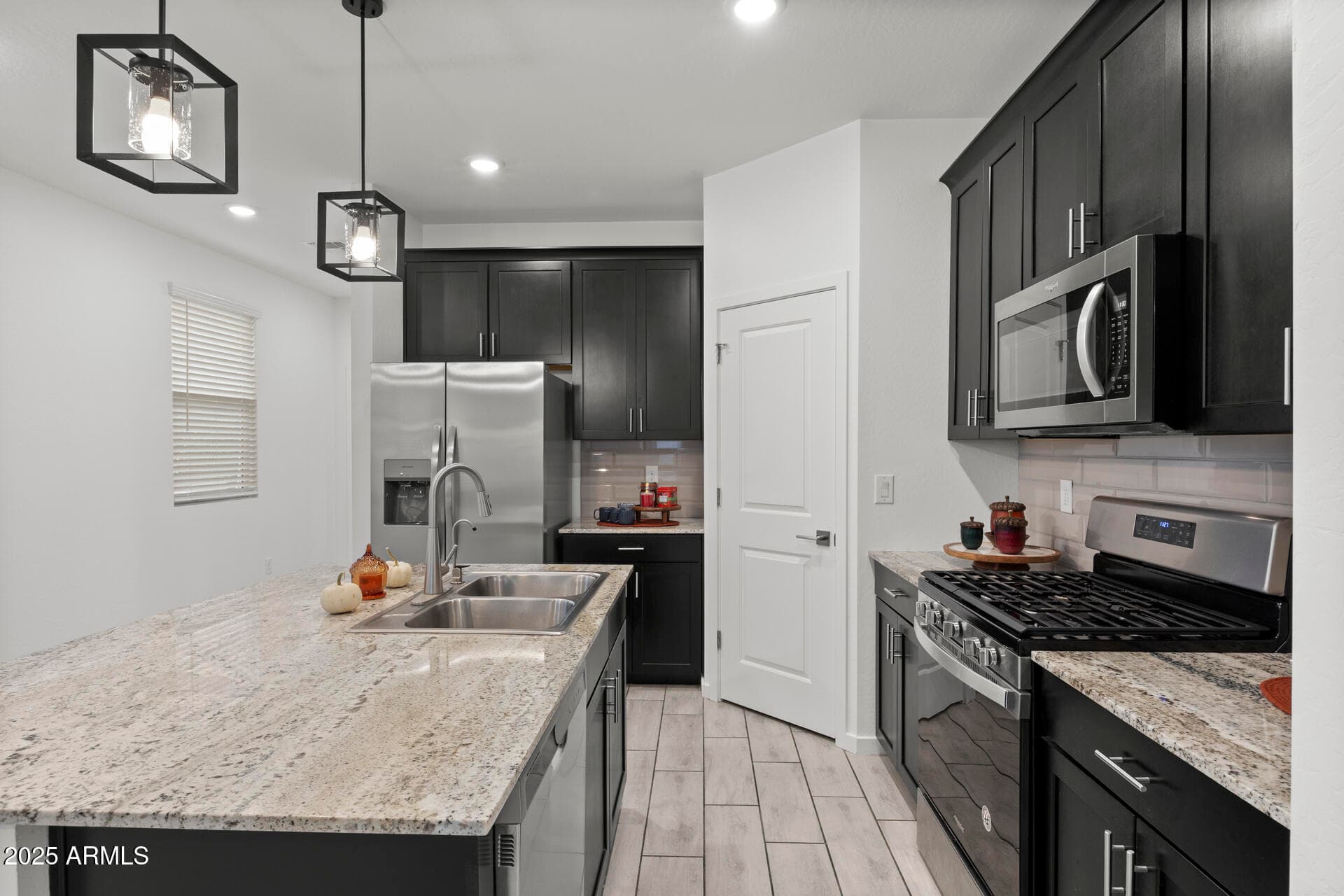 14178 W Voltaire St — photo 1