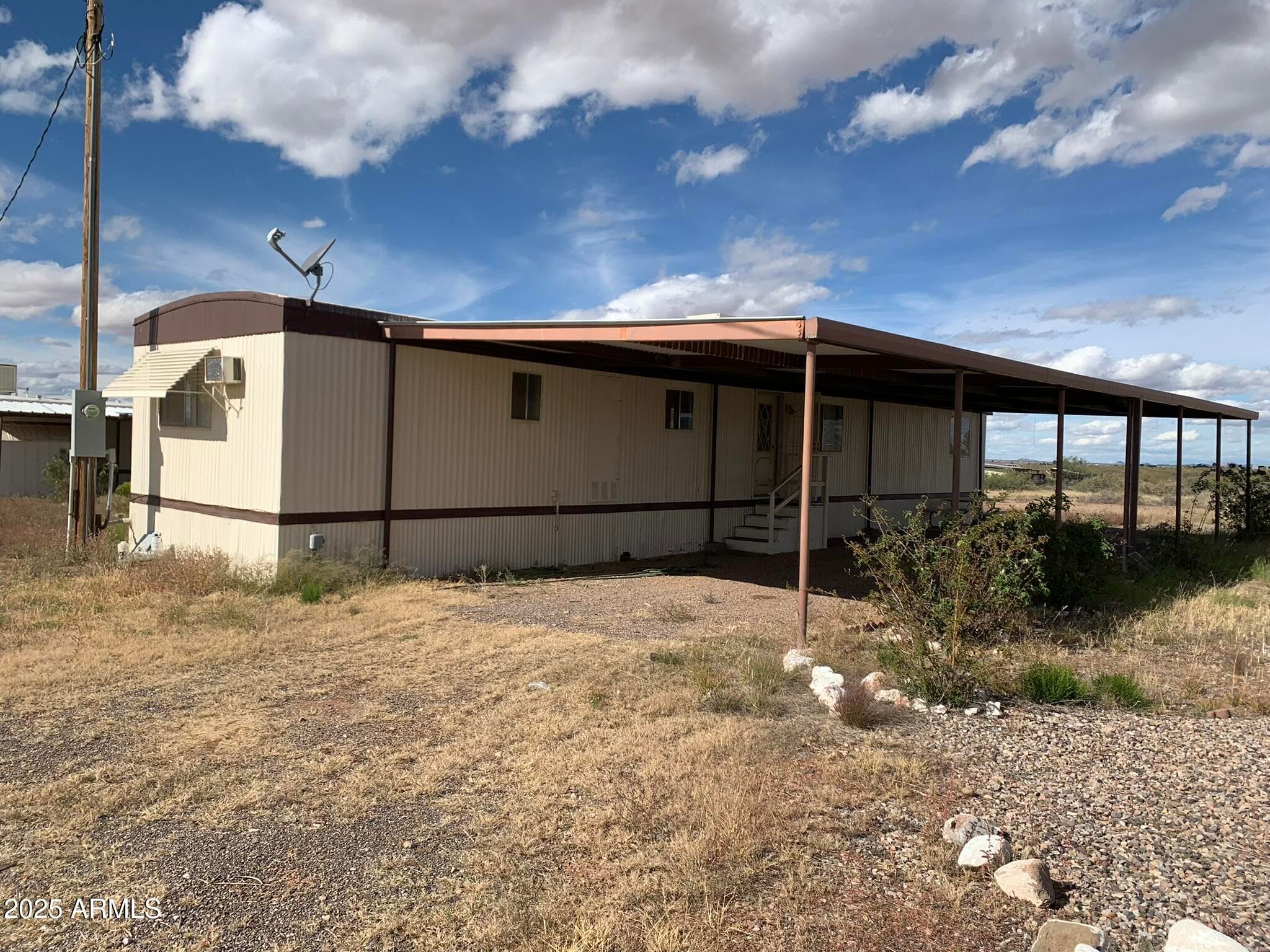 9126 N Montie Ave — photo 1