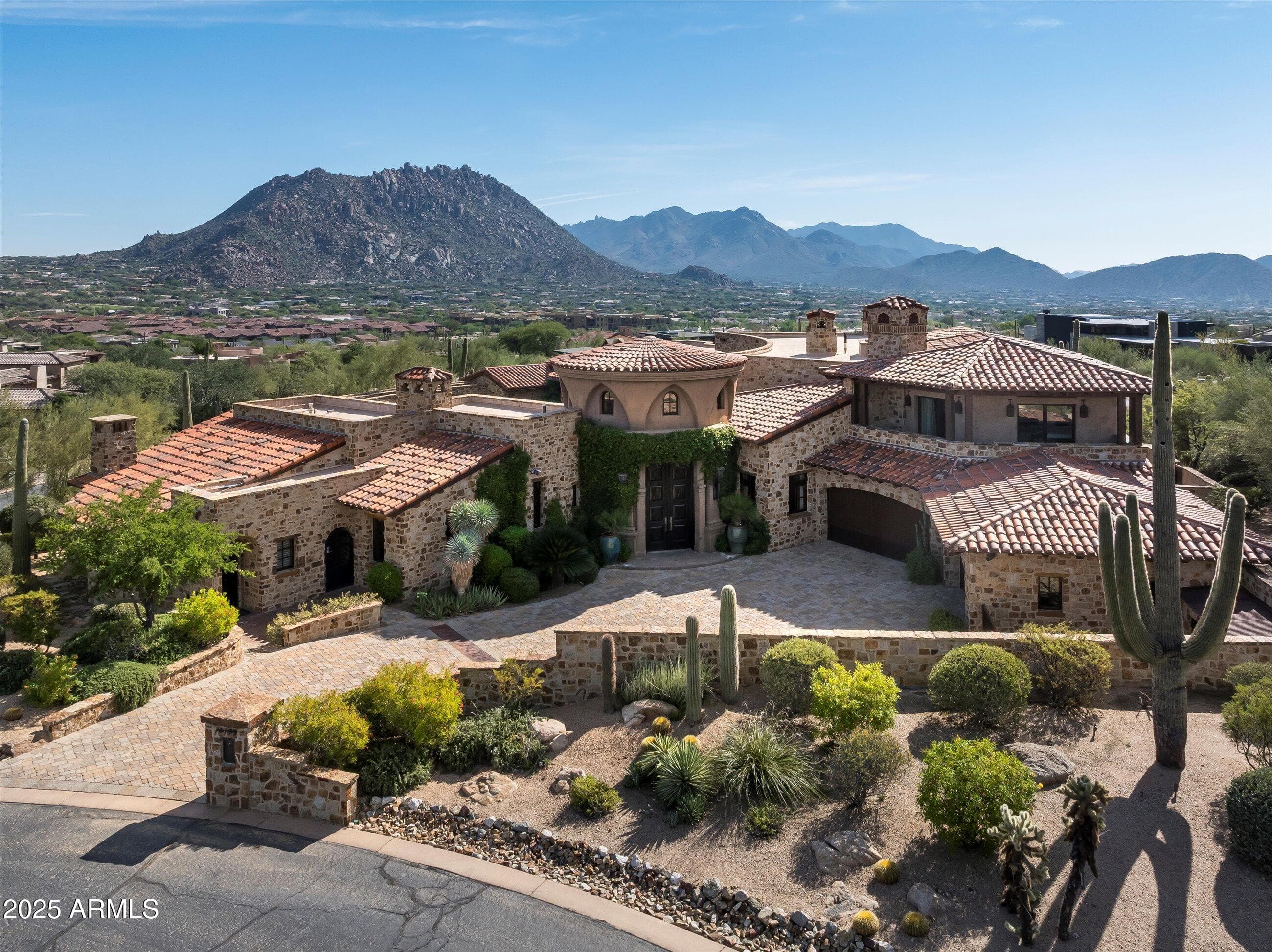 10199 E Cavedale Dr — photo 1