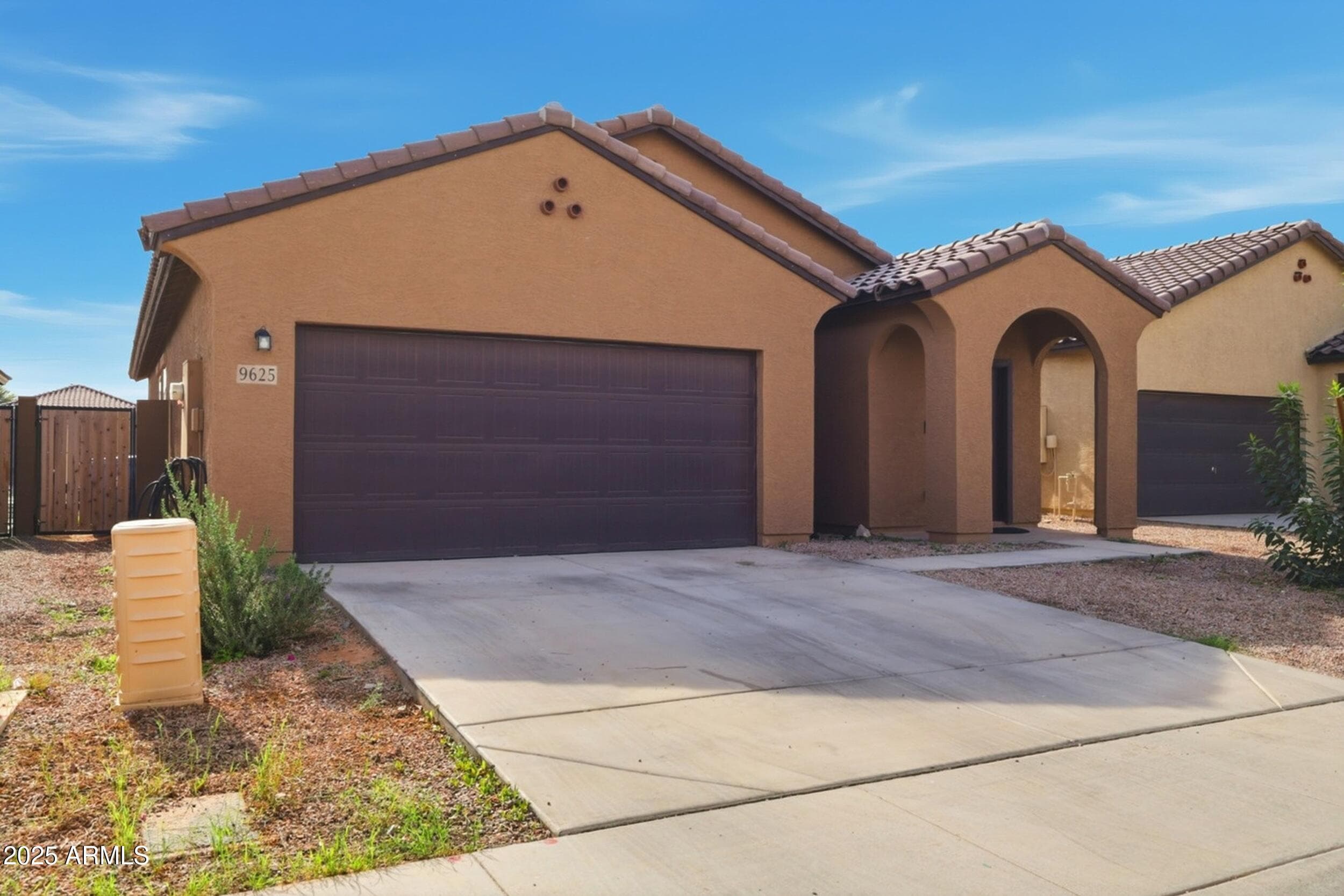 9625 W Agora Ln — photo 2