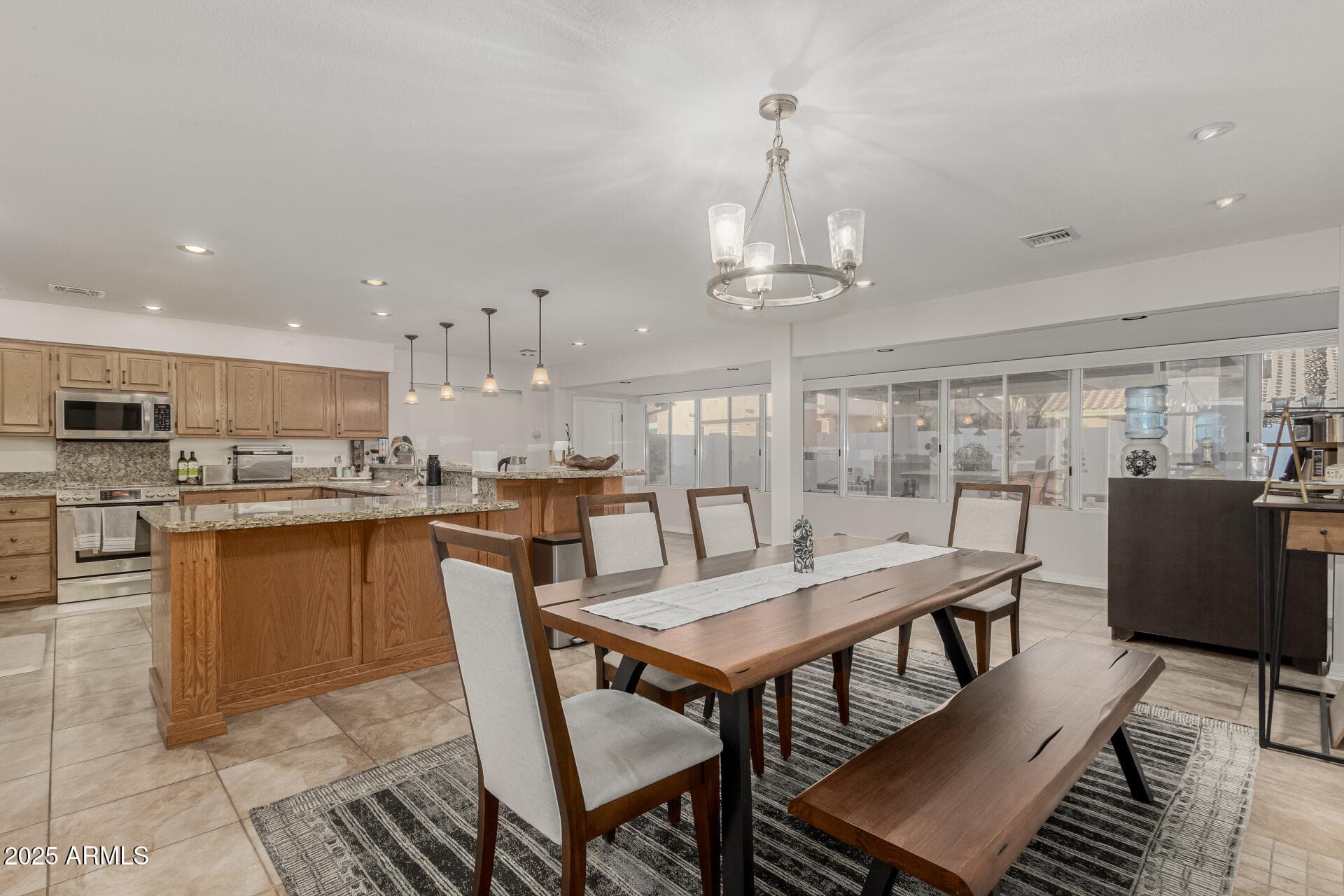 2854 E Mallory St — photo 1