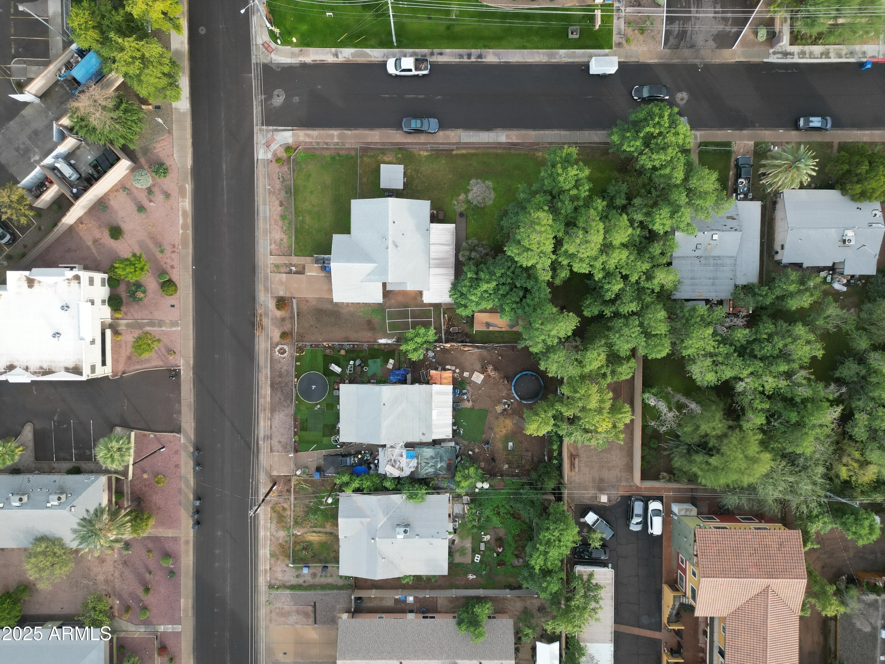 1229 E SPENCE AVE - See more photos