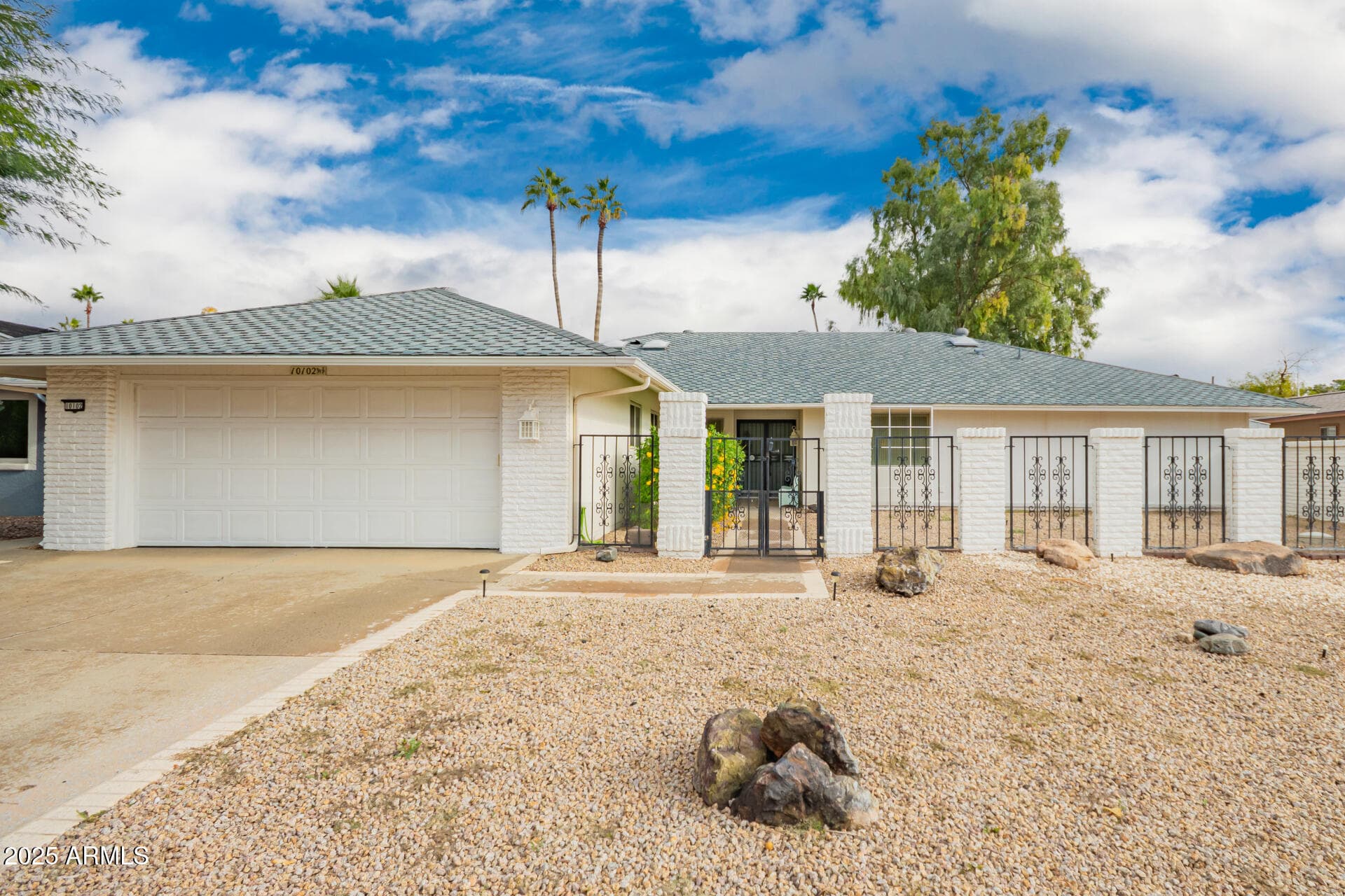 10102 W Concho Circle — photo 1