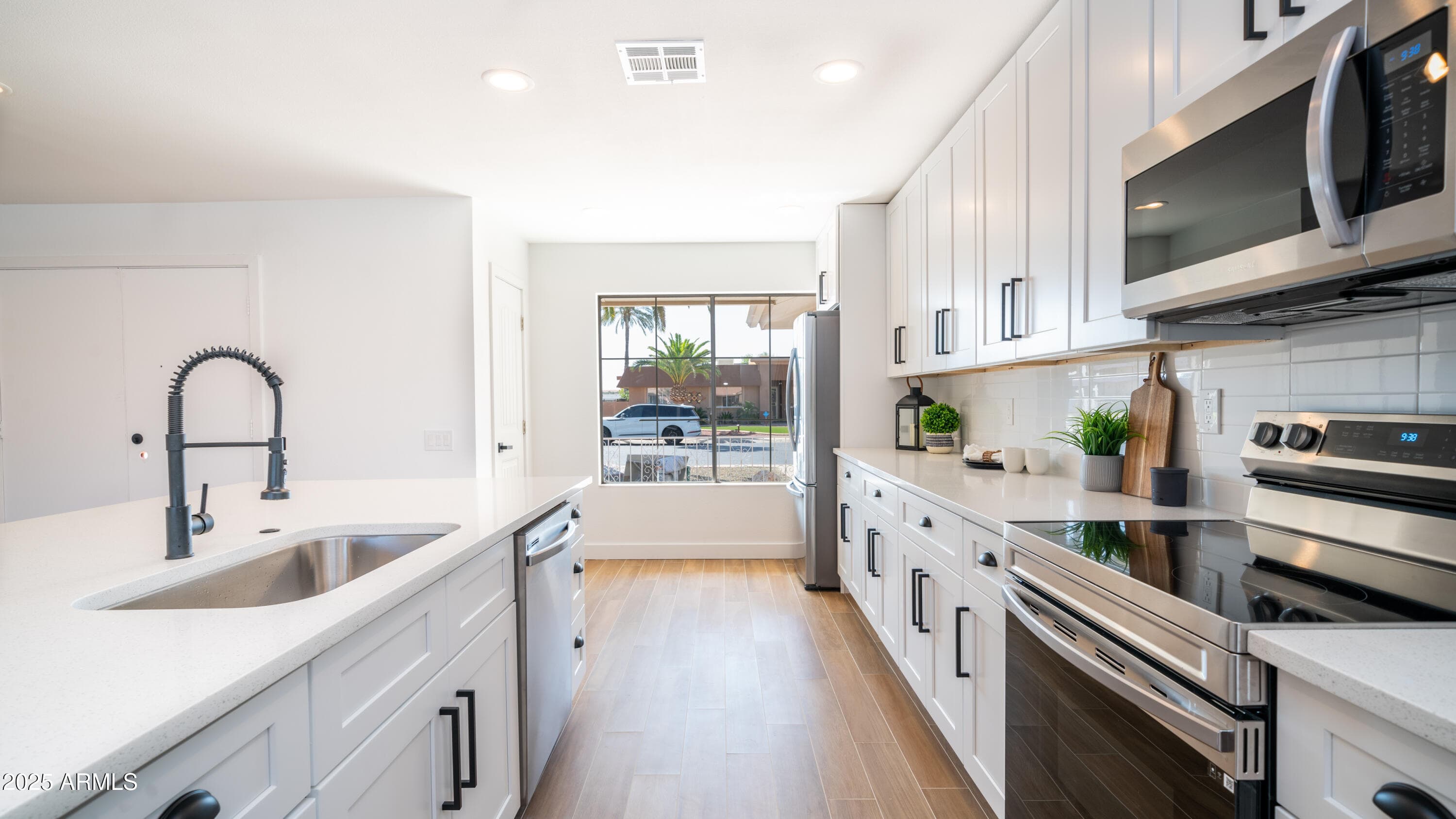 14044 N Cameo Dr — photo 2
